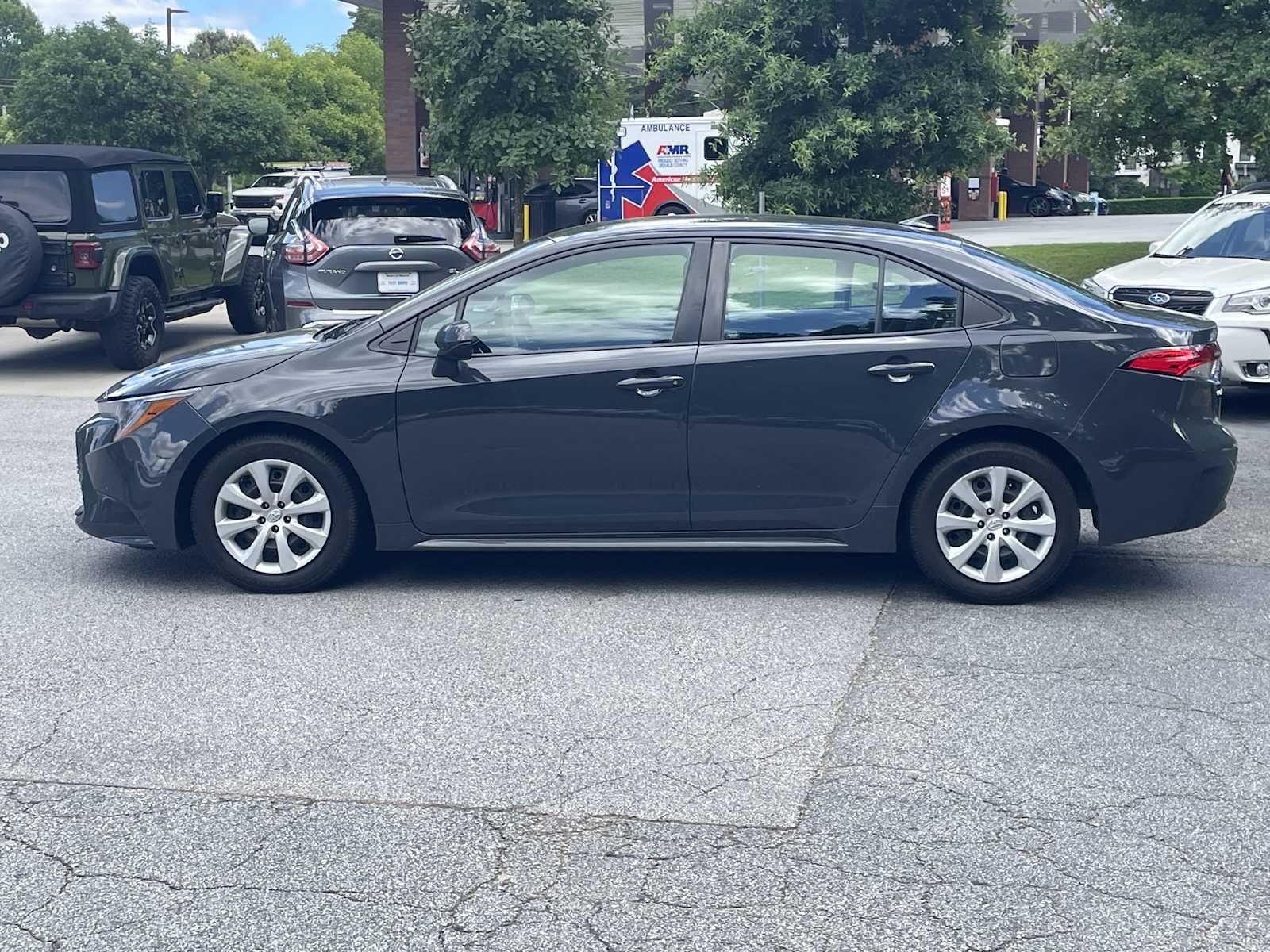 Used 2023 Toyota Corolla LE with VIN 5YFB4MDE1PP052165 for sale in Decatur, GA