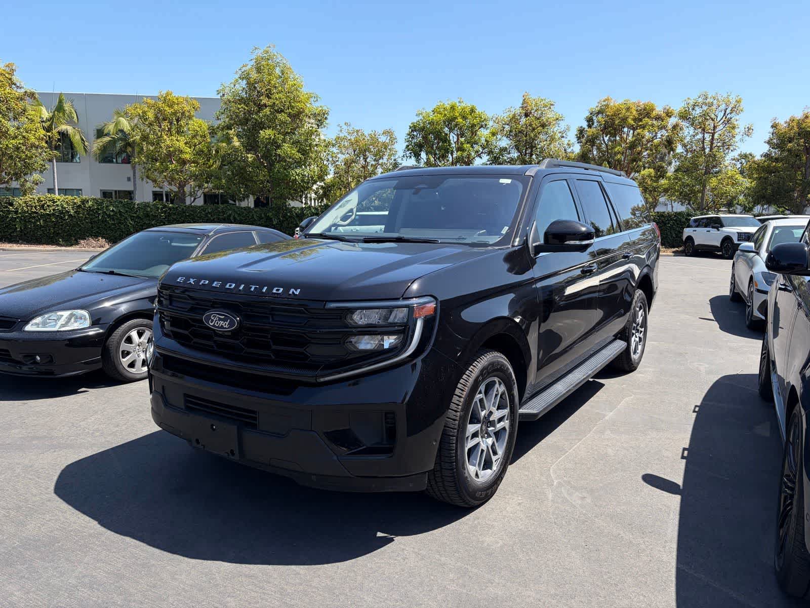 Agate Black Metallic 2025 Ford Expedition MAX Active 4WD SUV / Crossover Four-Wheel Drive Automatic