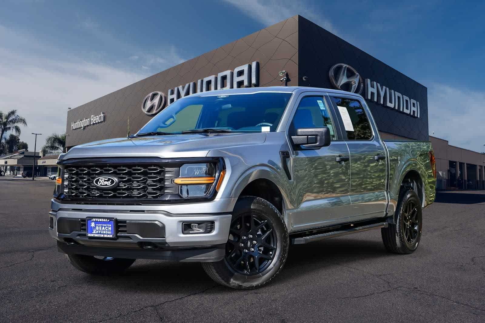 Iconic Silver Metallic 2025 Ford F-150 STX SuperCrew 4WD Pickup Truck Four-Wheel Drive Automatic