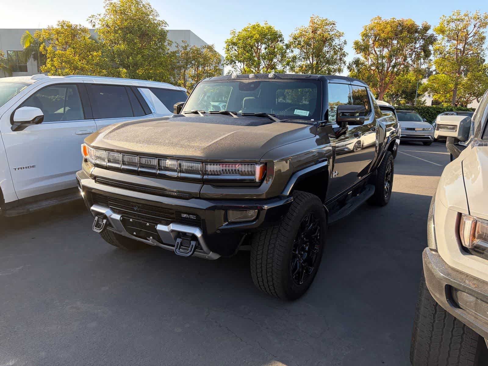 Deep Aurora Metallic (Dark Bronze) 2025 GMC Hummer EV Pickup 2X Crew Cab AWD Pickup Truck All-Wheel Drive 1-Speed Automatic