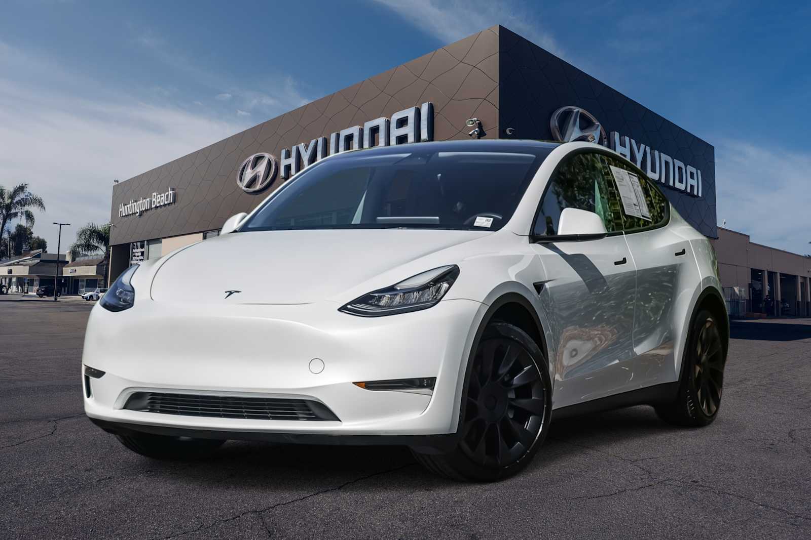 White 2023 Tesla Model Y SUV / Crossover All-Wheel Drive 1-Speed Automatic