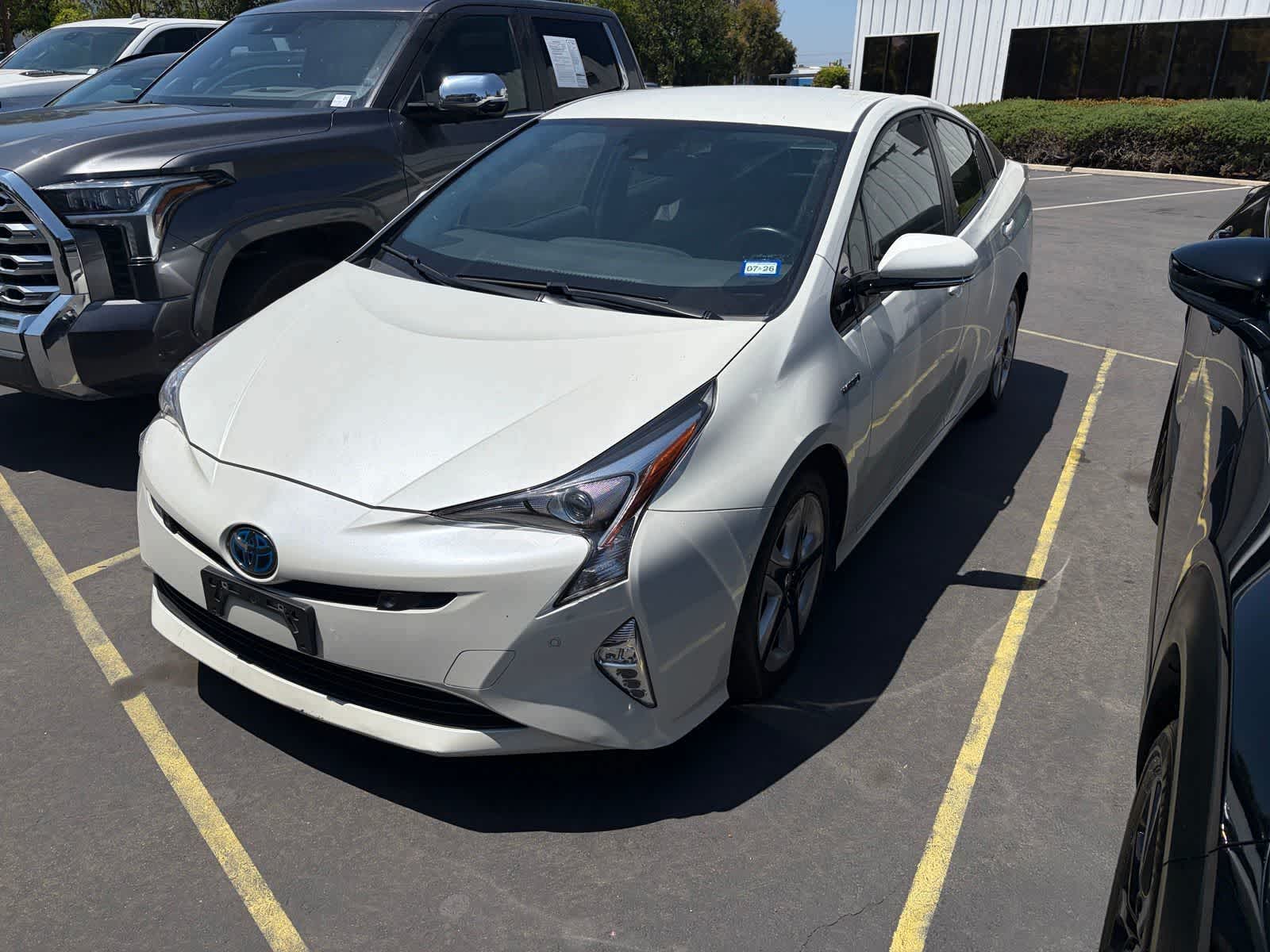 White (Blizzard Pearl) 2017 Toyota Prius Four Touring FWD Hatchback Front-Wheel Drive Continuously Variable Transmission