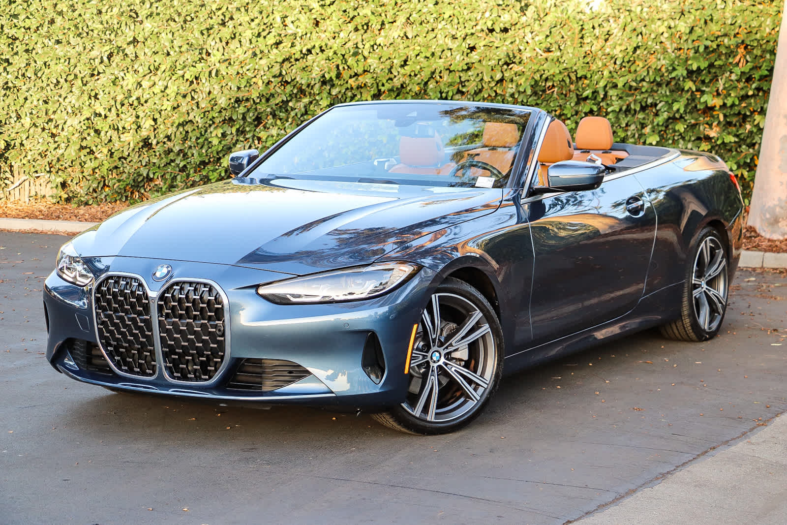 Arctic Race Blue Metallic 2024 BMW 4 Series Convertible Rear-Wheel Drive 8-Speed Automatic
