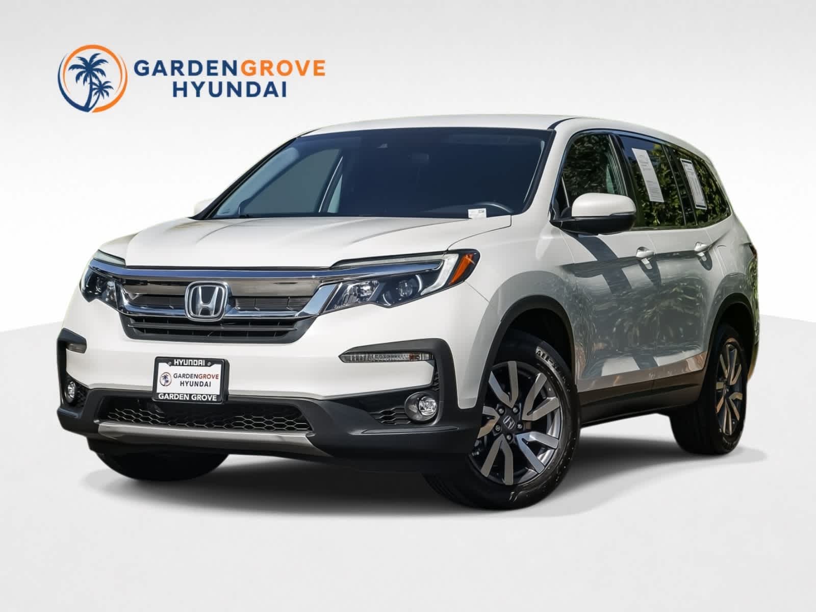 Platinum White Pearl 2020 Honda Pilot SUV / Crossover Front-Wheel Drive 6-Speed Automatic