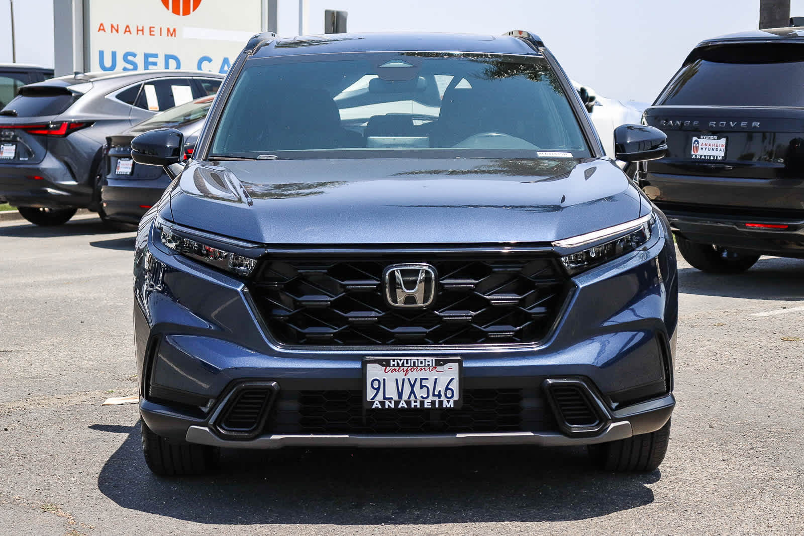 View vehicle photo 2