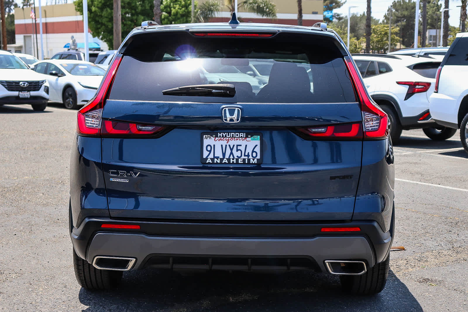 View vehicle photo 7