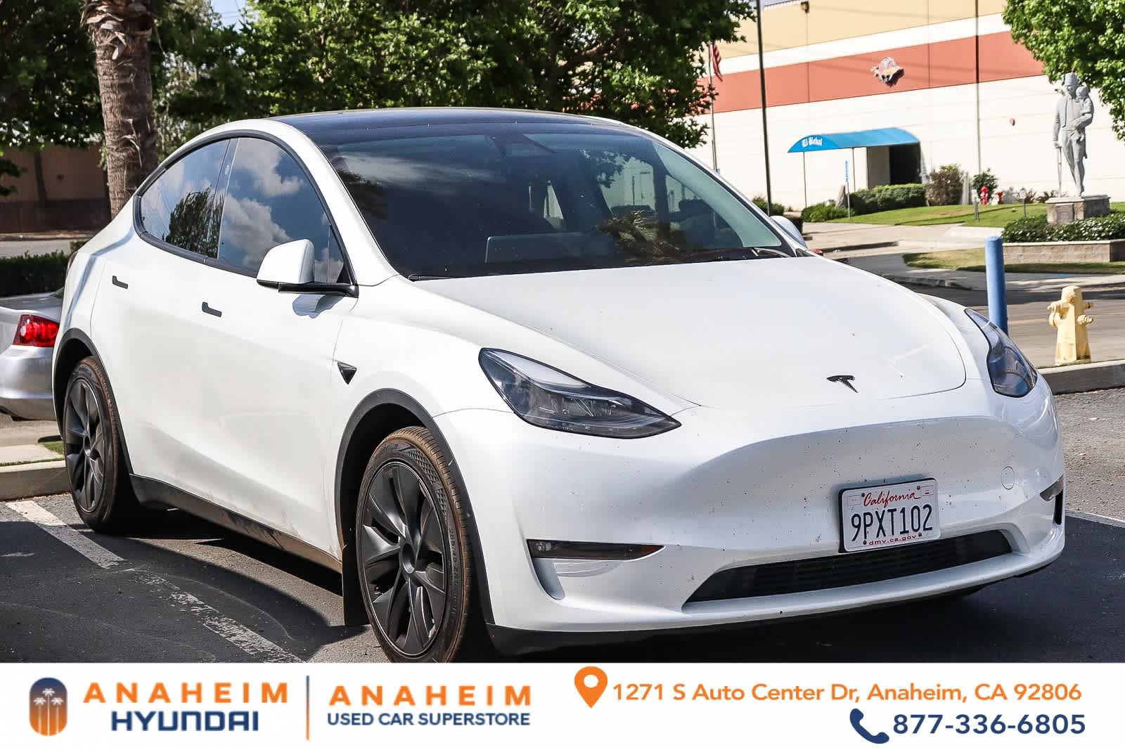 White 2024 Tesla Model Y Long Range AWD SUV / Crossover All-Wheel Drive 1-Speed Automatic