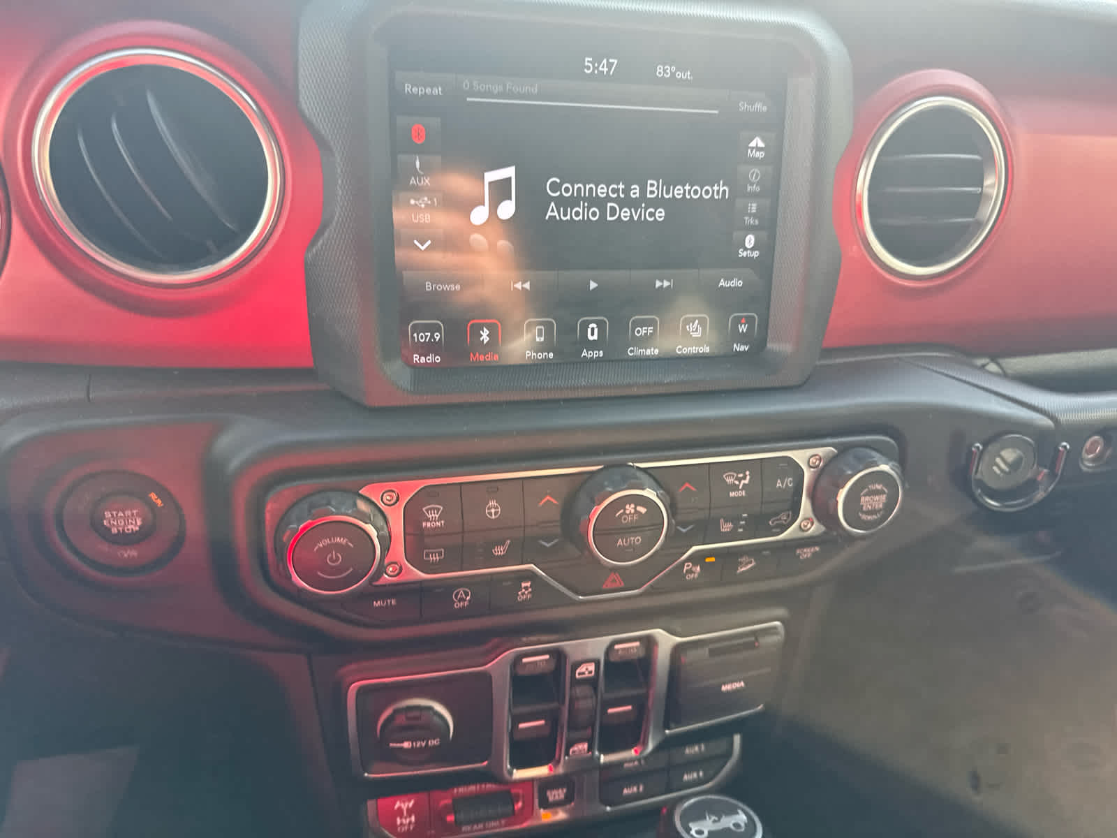 2019 Jeep Wrangler Unlimited Rubicon Bright White Clearcoat at Rick Weaver GMC