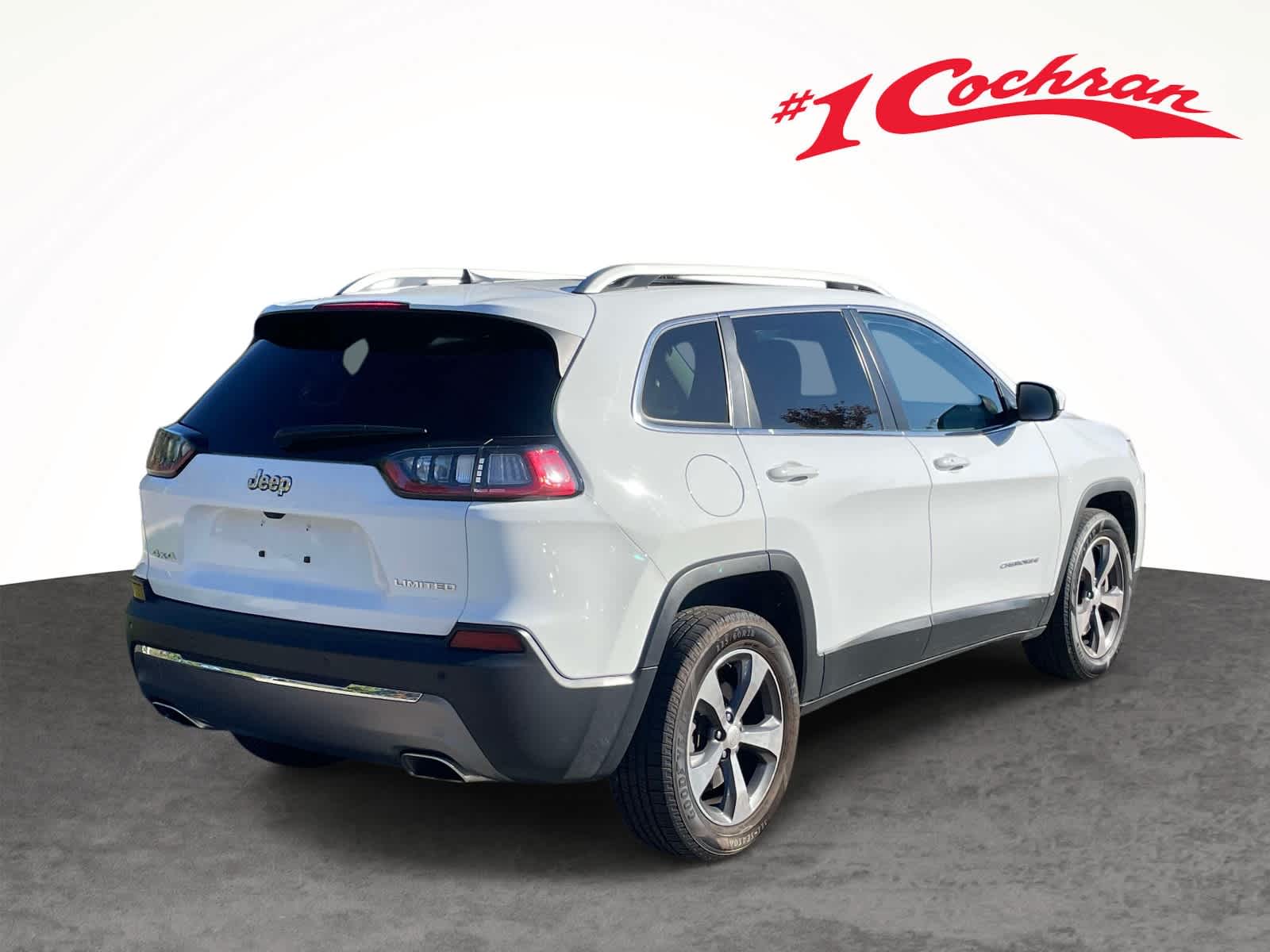 2019 Jeep Cherokee photo 7 of 33
