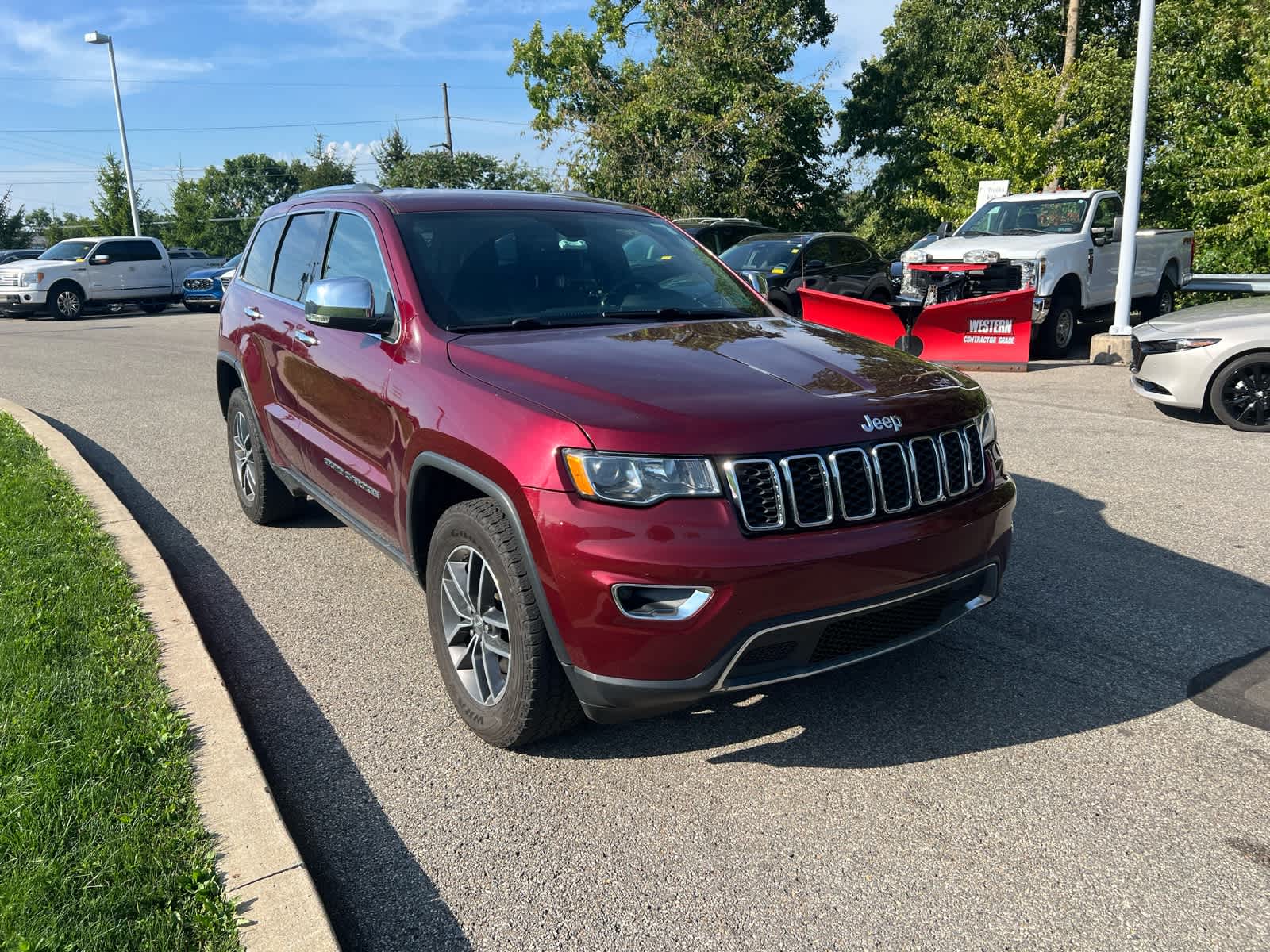 2017 Jeep Grand Cherokee Limited Velvet Red Pearlcoat at Humes CDJR