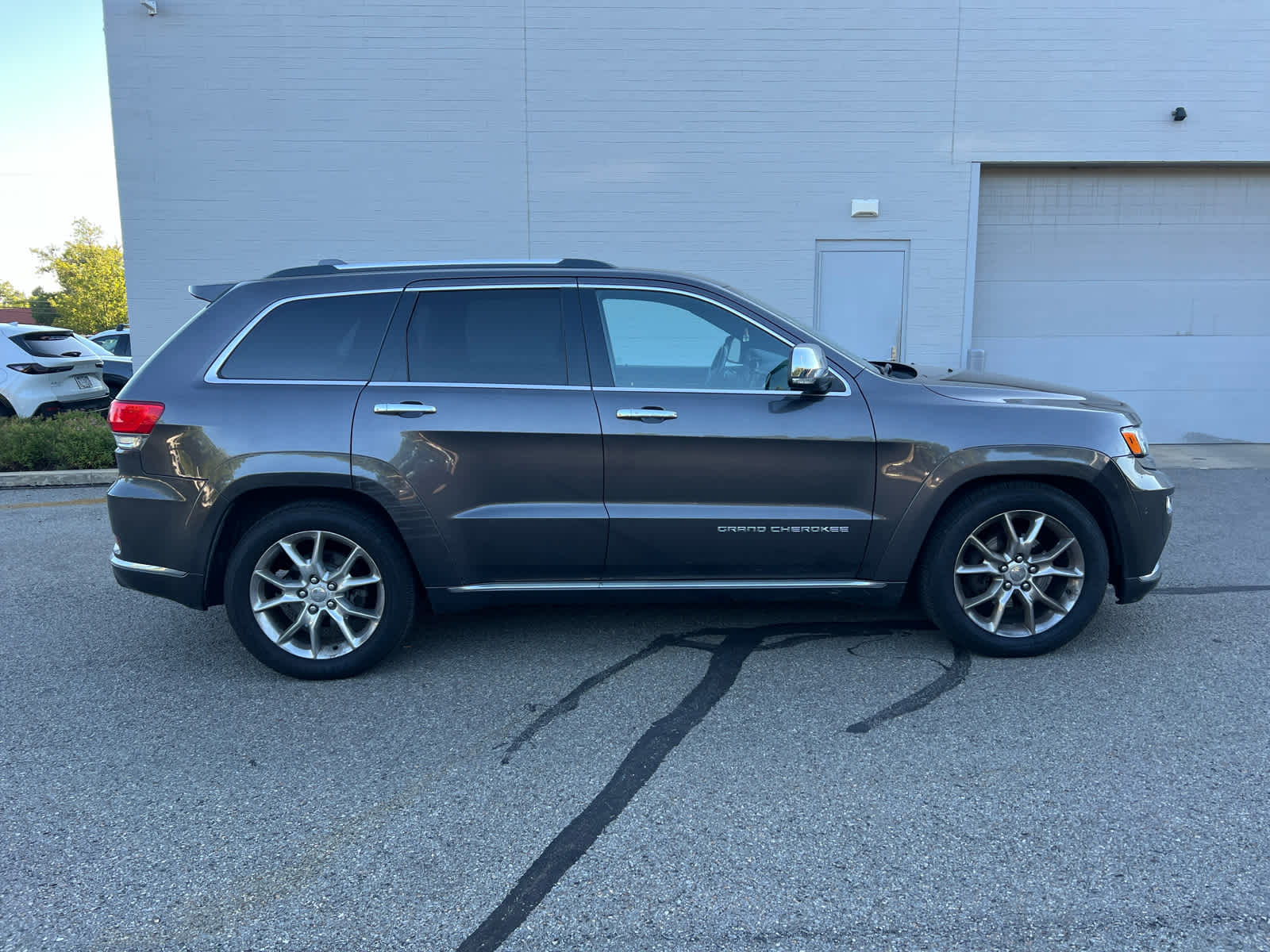 2015 Jeep Grand Cherokee Summit Granite Crystal Metallic Clearcoat at Humes CDJR