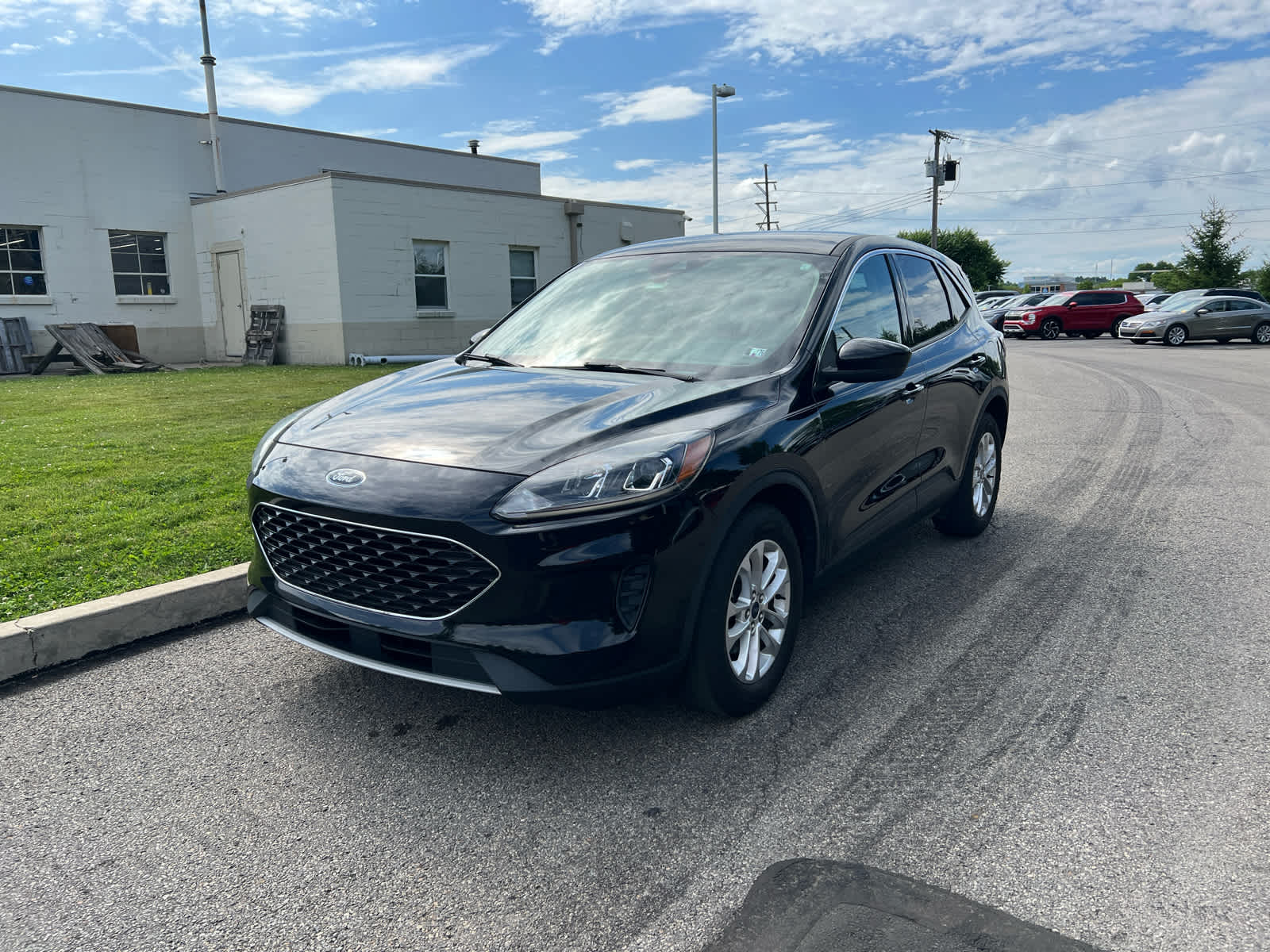 2020 Ford Escape SE - 0