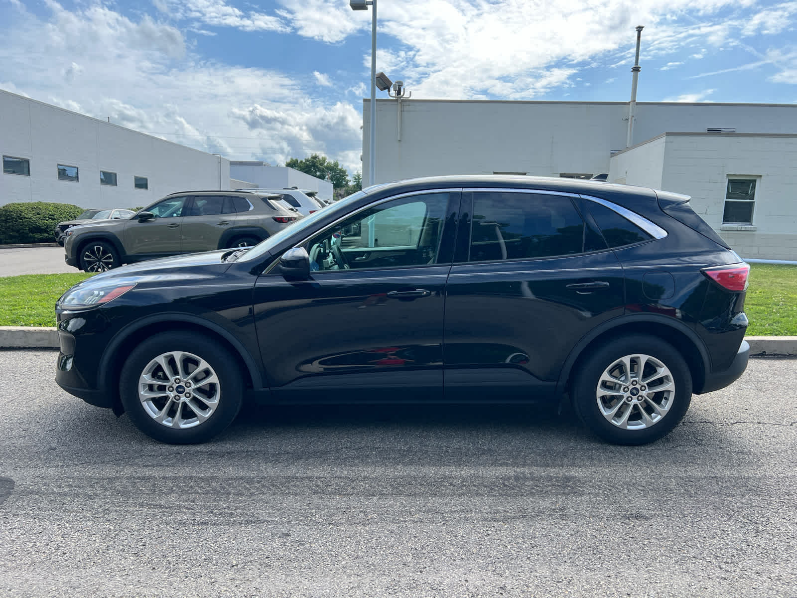 2020 Ford Escape SE - 1
