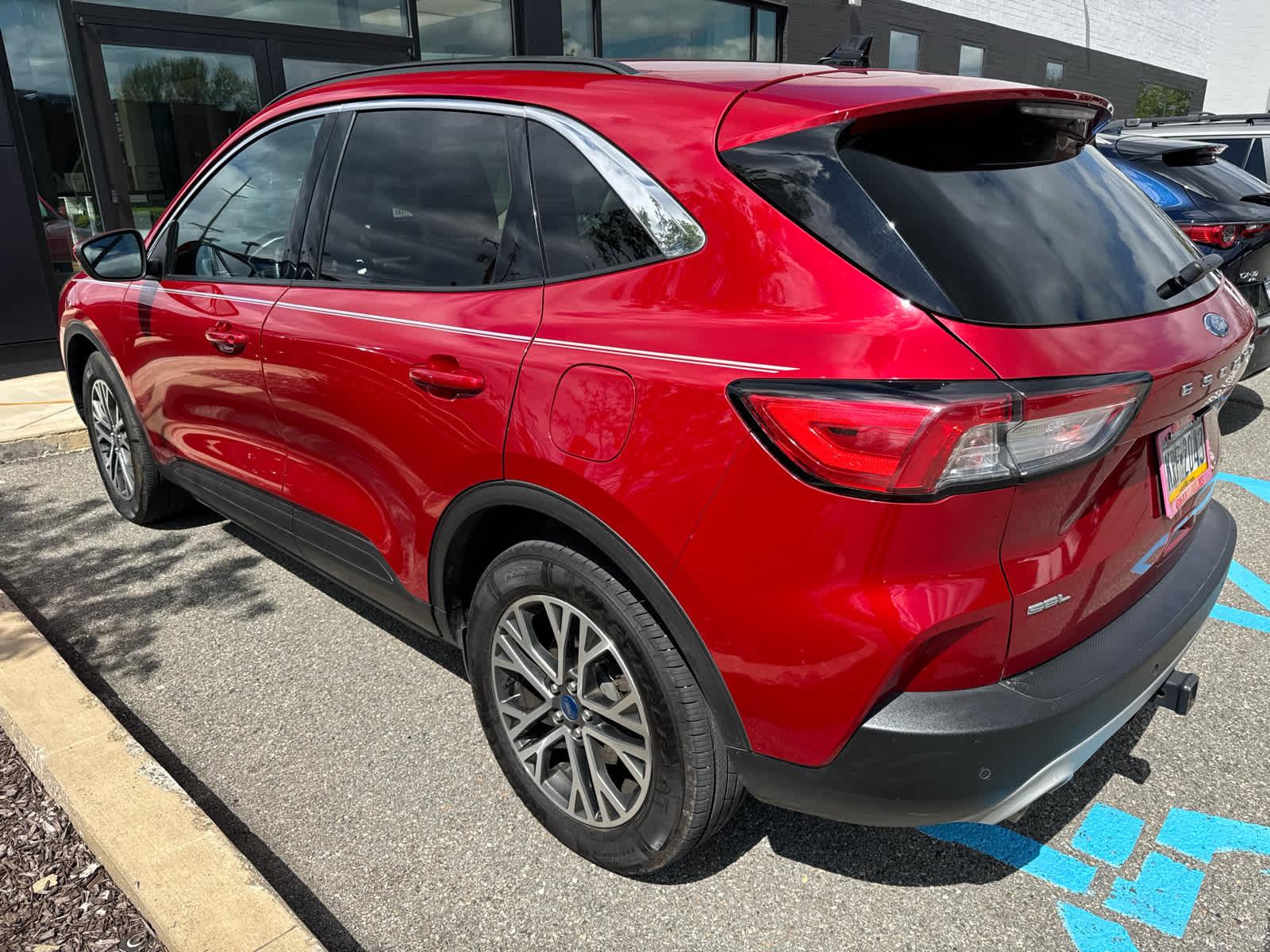 2020 Ford Escape SEL - 3