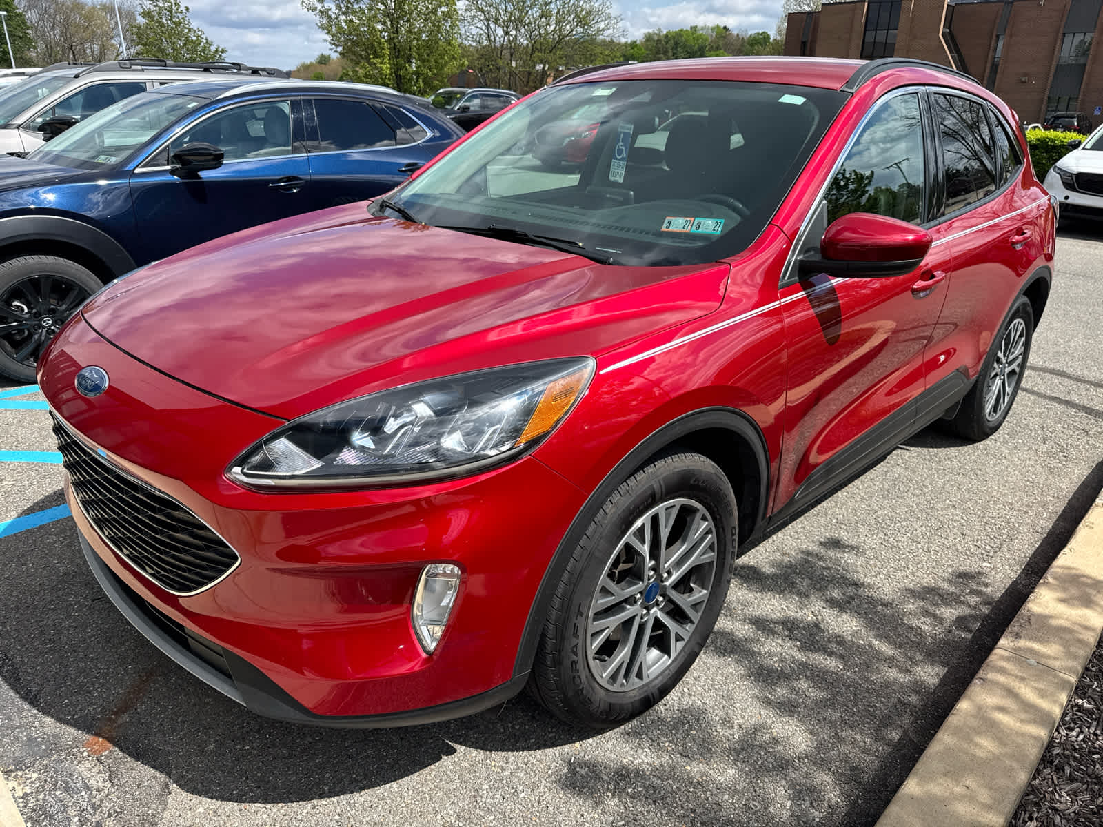 2020 Ford Escape SEL - 0