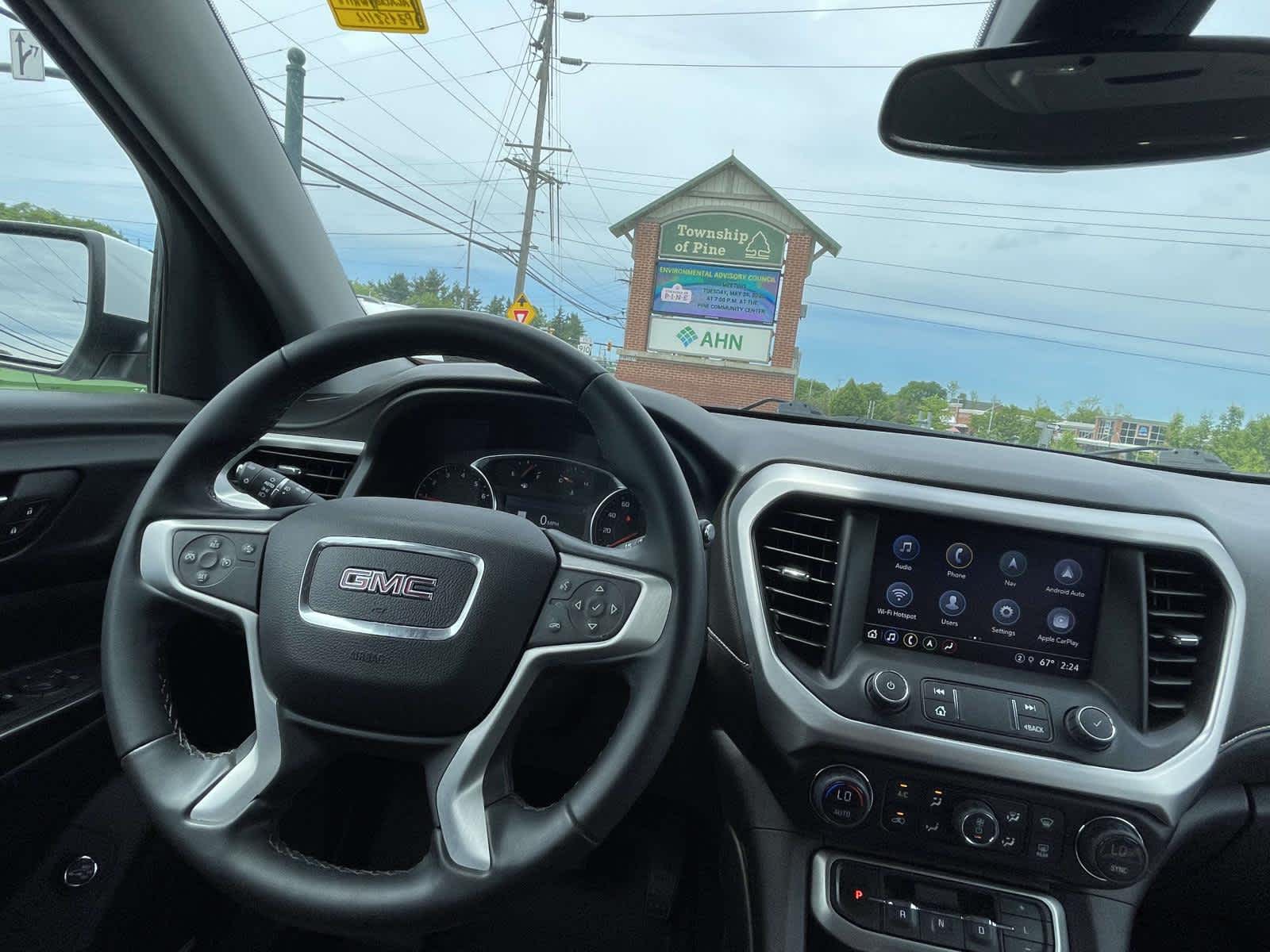 2023 GMC Acadia SLT - 1