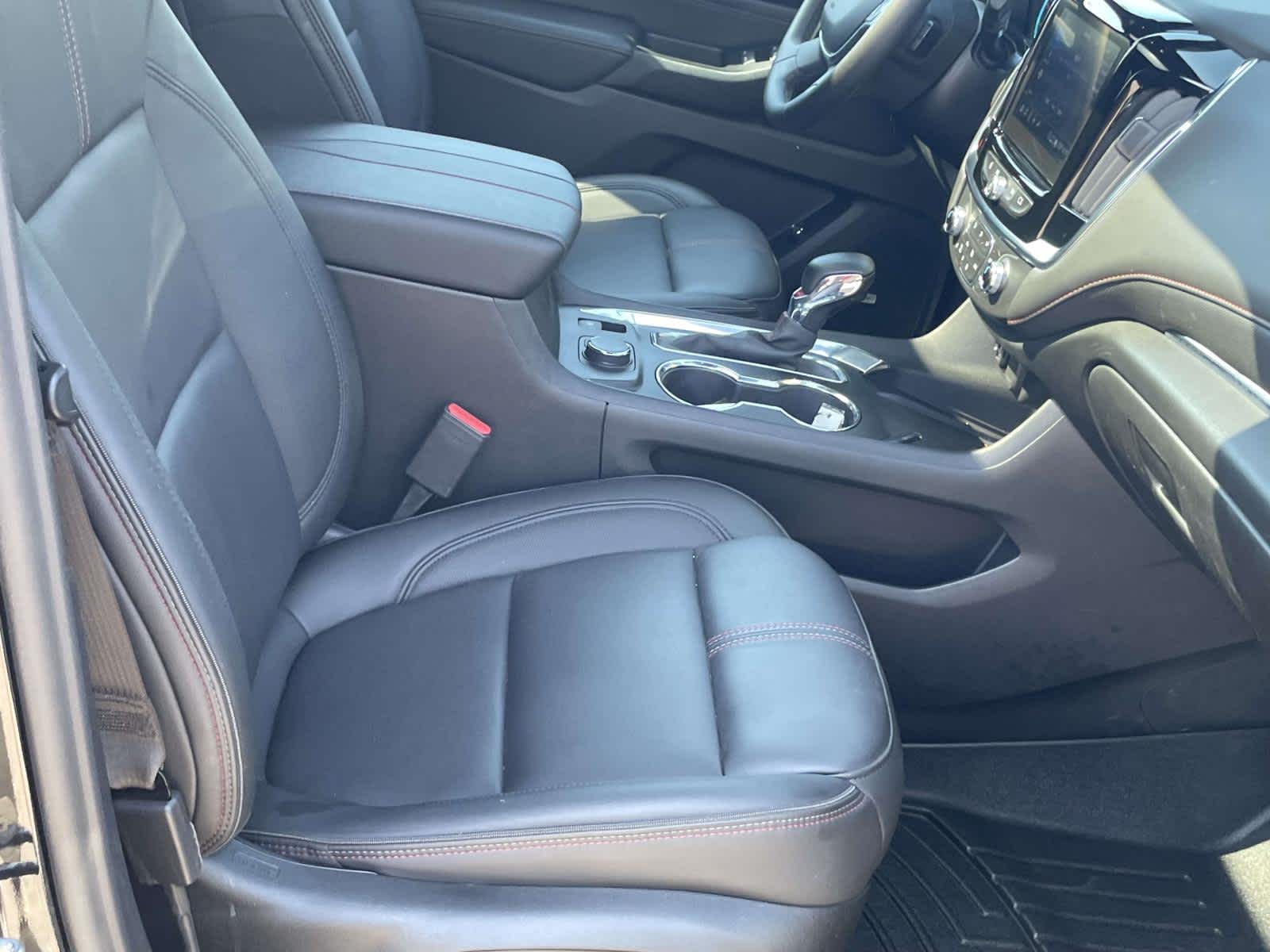 2023 Chevrolet Traverse RS Mosaic Black Metallic at Altoona Honda