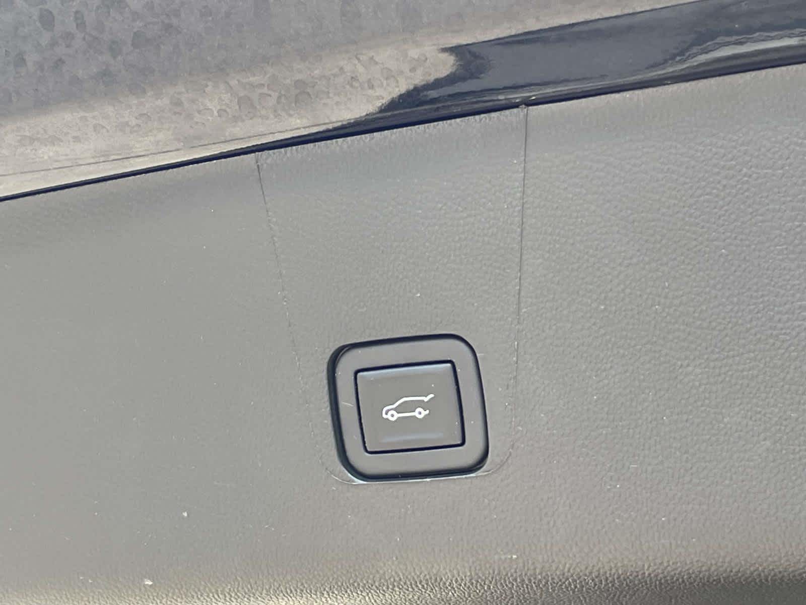 2023 Chevrolet Traverse RS Mosaic Black Metallic at Altoona Honda
