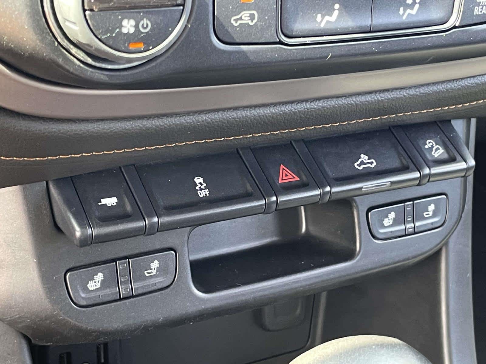 2022 GMC Canyon 4WD AT4 w/Cloth Onyx Black at Rick Weaver GMC