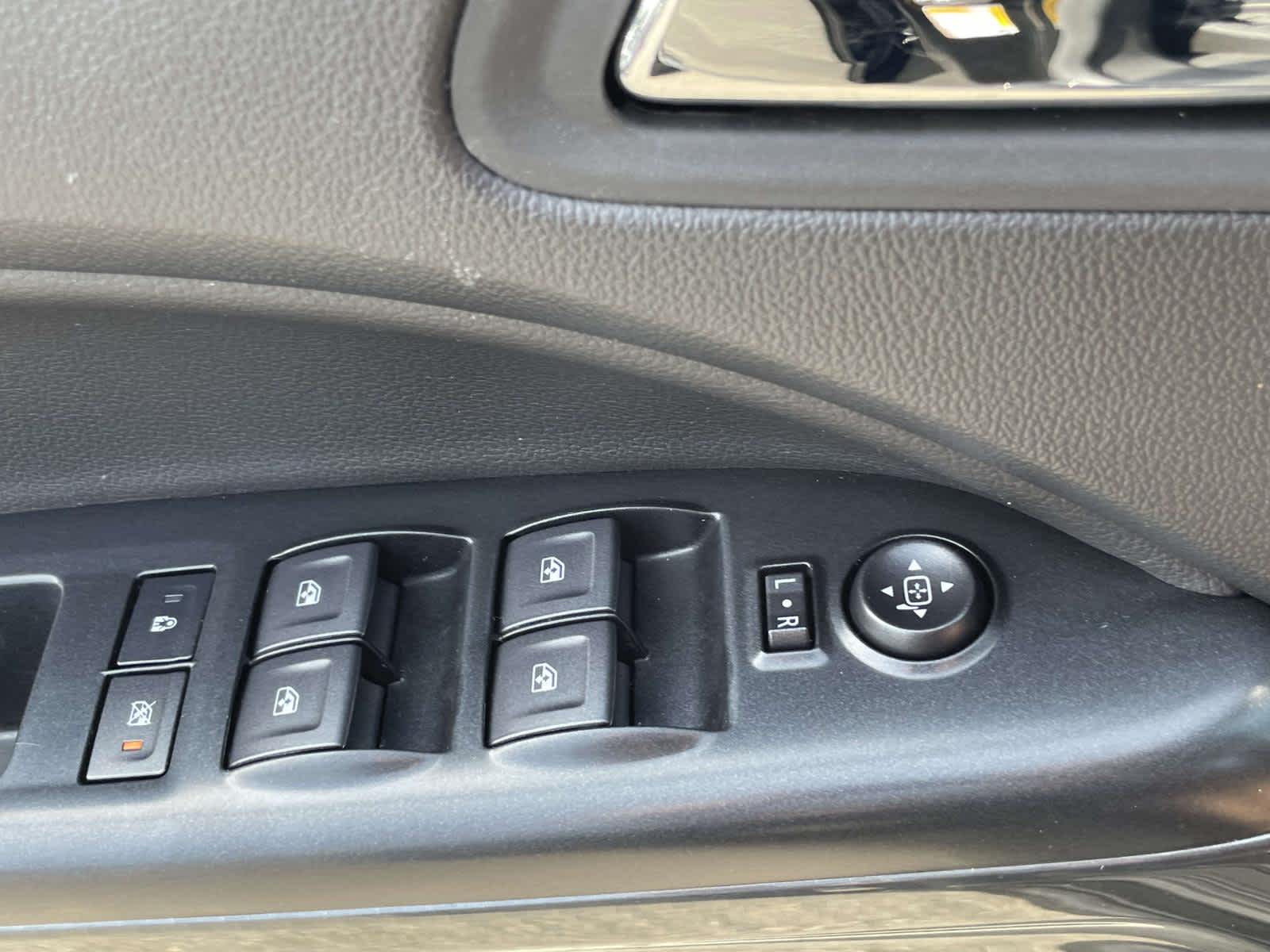 2022 GMC Canyon 4WD AT4 w/Cloth Onyx Black at Rick Weaver GMC
