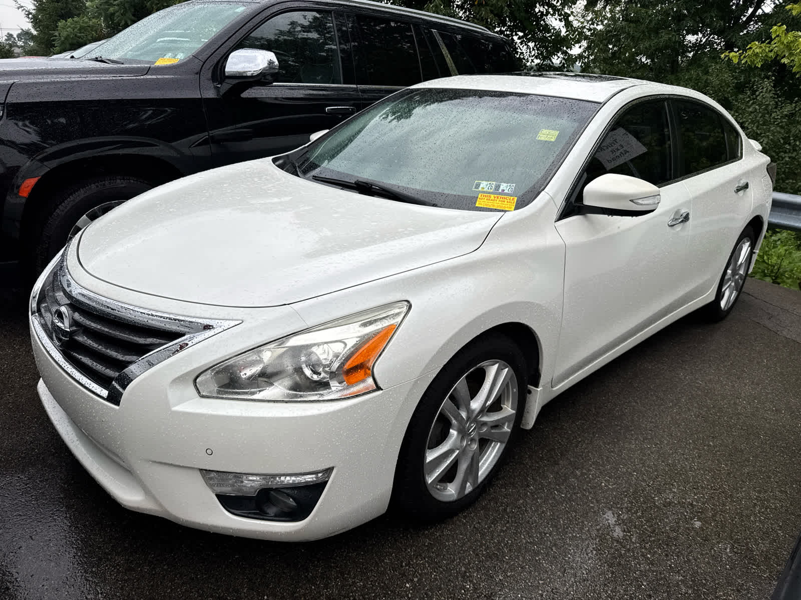 2015 Nissan Altima 3.5 SL Pearl White at Honda North