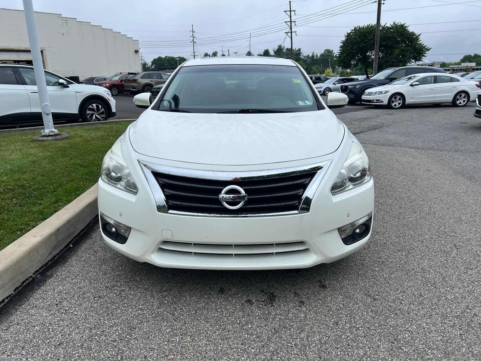 2015 Nissan Altima 3.5 SL Pearl White at Cochran Mazda