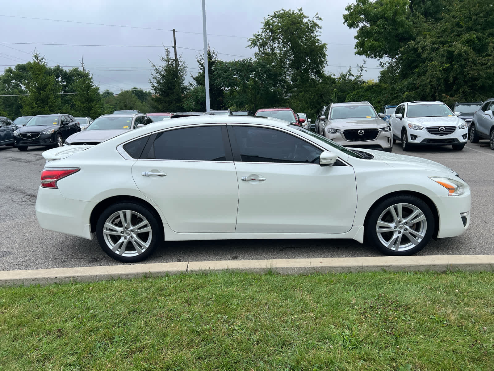 2015 Nissan Altima 3.5 SL Pearl White at Cochran Mazda