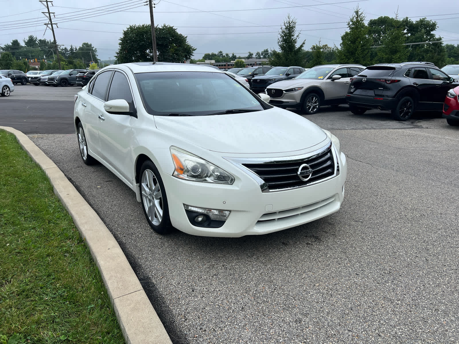 2015 Nissan Altima 3.5 SL Pearl White at Cochran Mazda