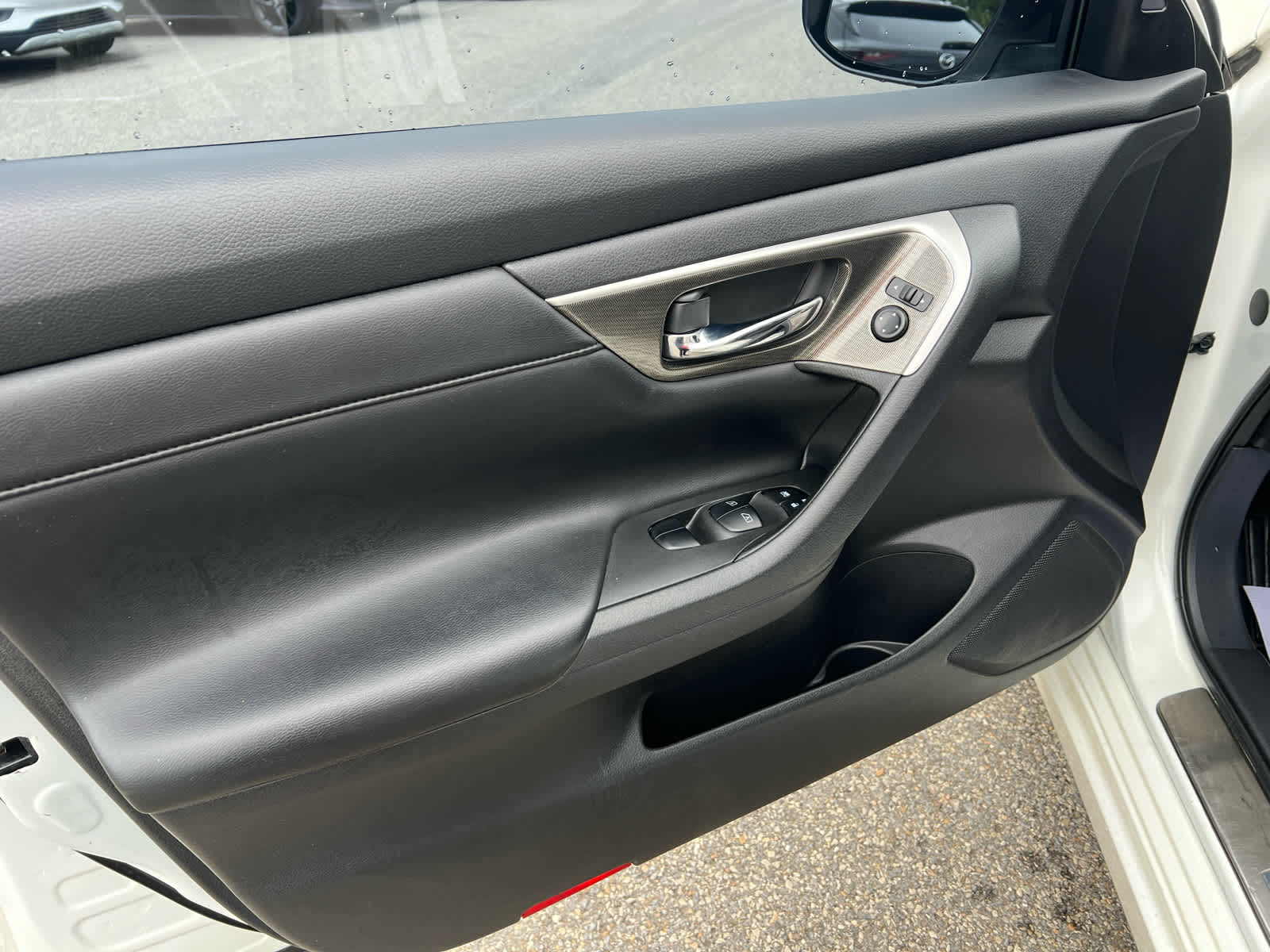 2015 Nissan Altima 3.5 SL Pearl White at Cochran Mazda