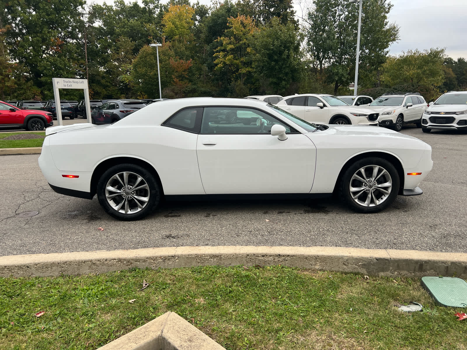 2020 Dodge Challenger photo 7 of 18