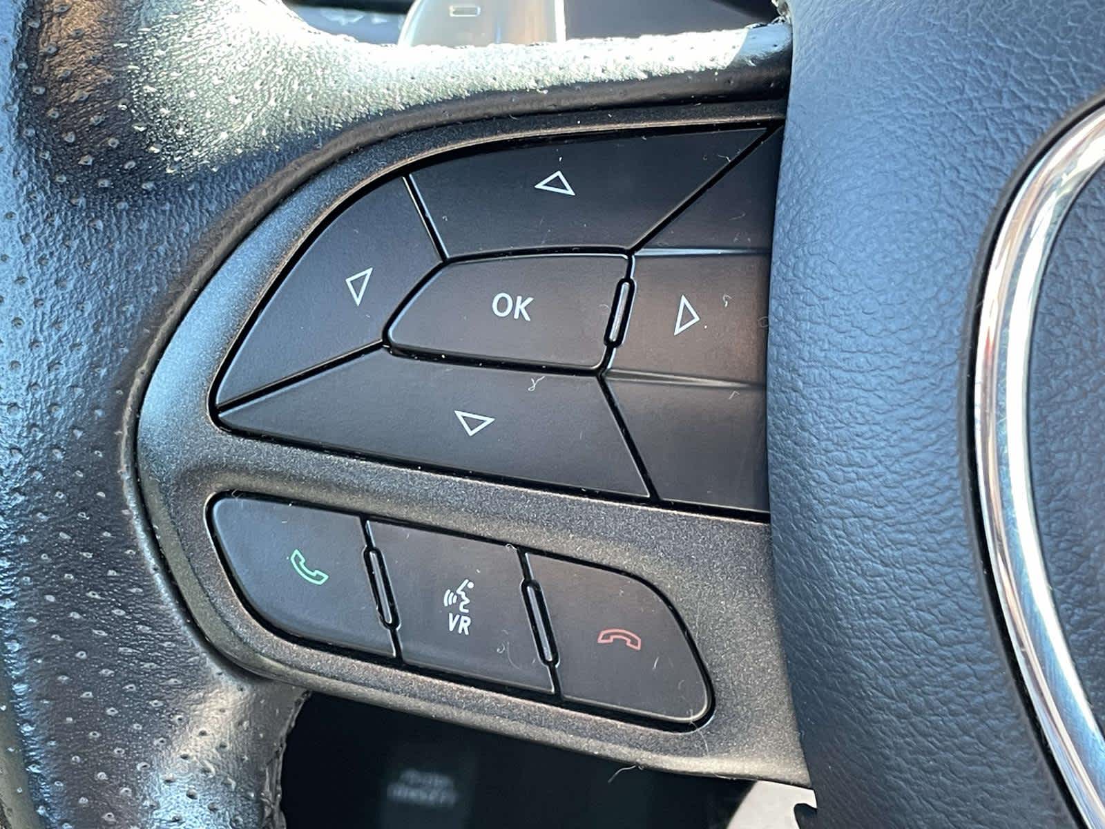 2020 Dodge Challenger photo 27 of 32
