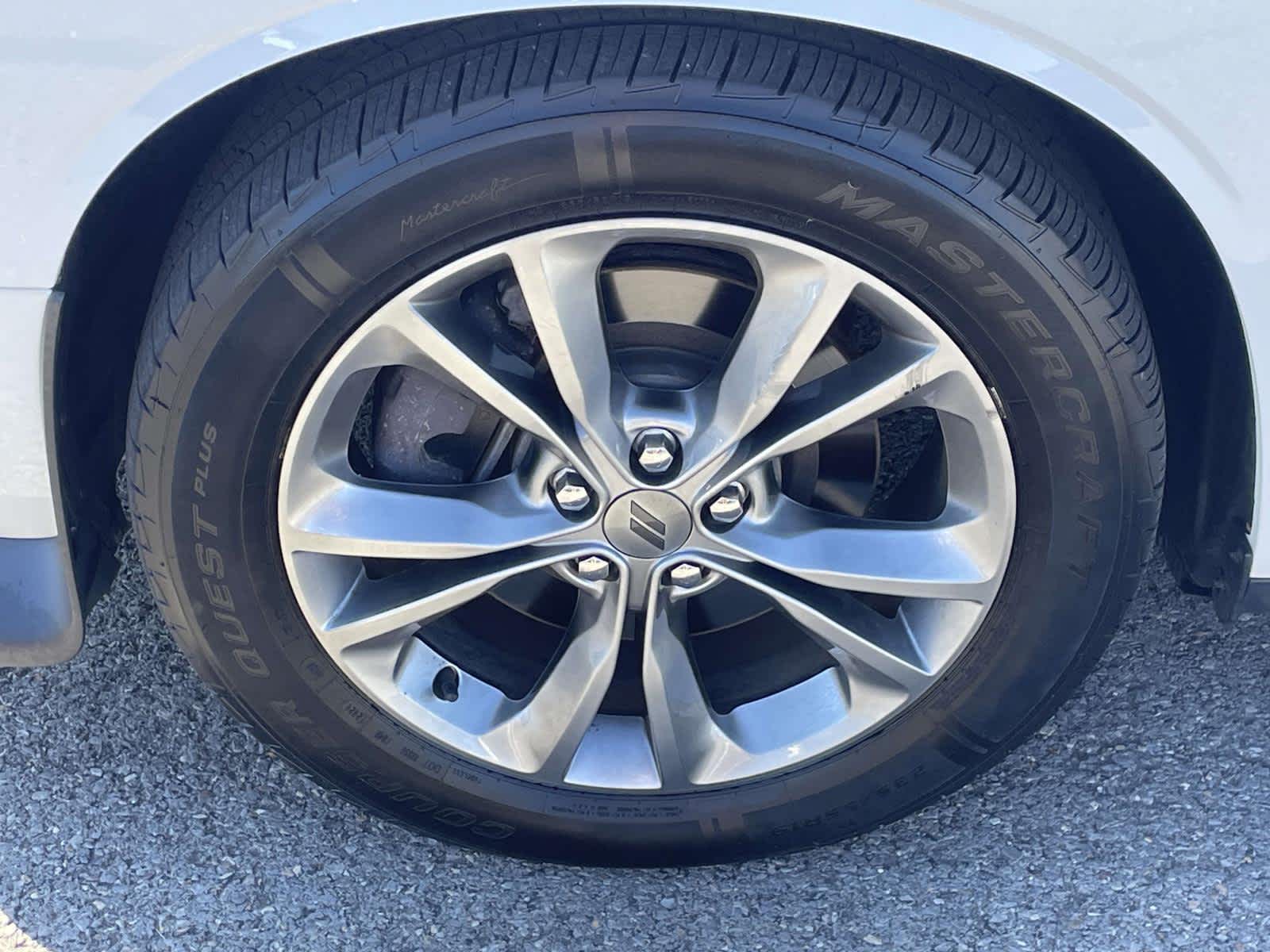 2020 Dodge Challenger photo 14 of 32
