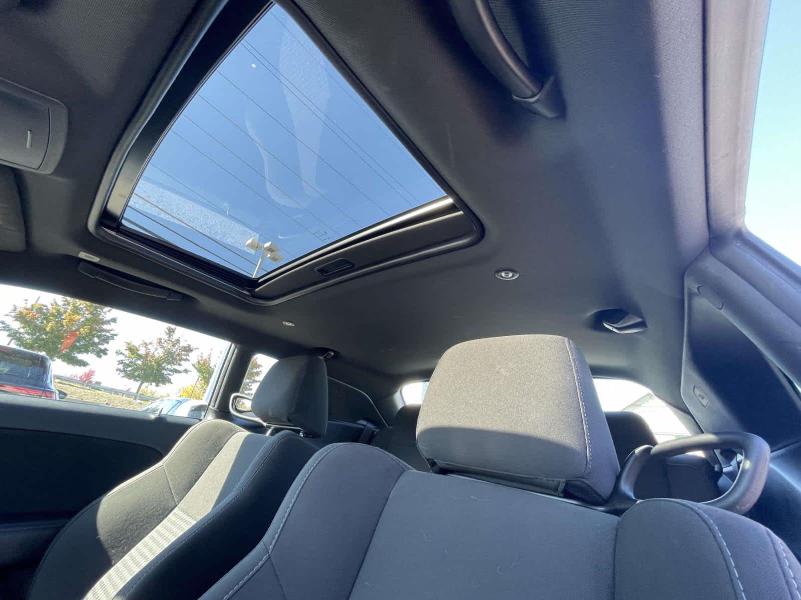 2020 Dodge Challenger photo 5 of 32
