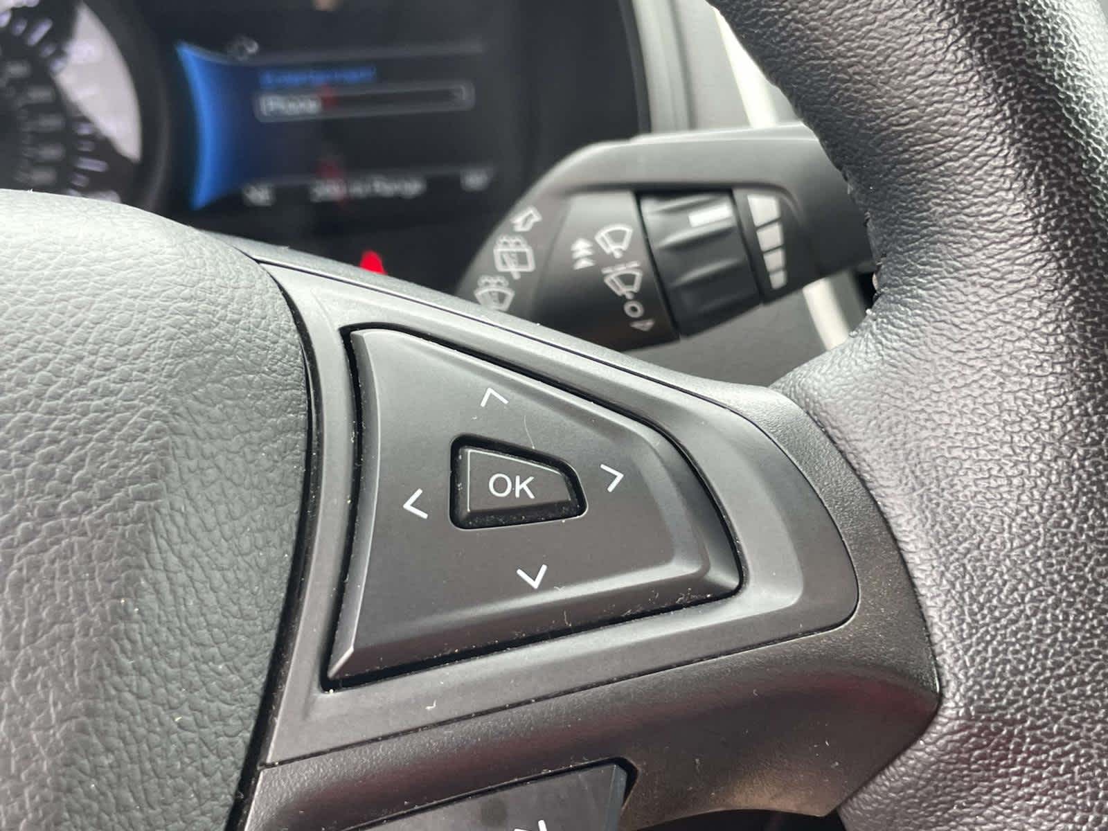 2022 Ford Edge SEL Rapid Red Metallic Tinted Clearcoat at Altoona Honda