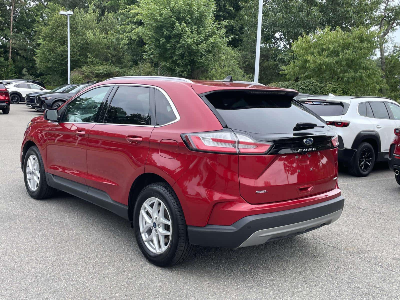 2022 Ford Edge SEL Rapid Red Metallic Tinted Clearcoat at Altoona Honda
