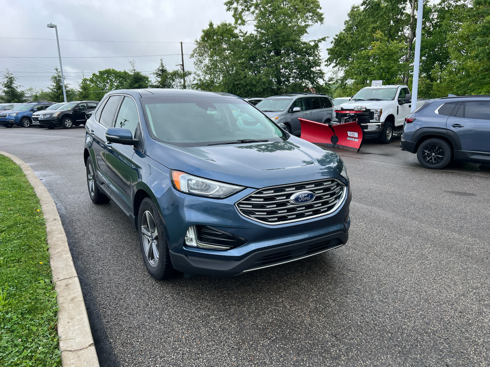 2019 Ford Edge SEL Blue Metallic at Woltz & Wind Ford