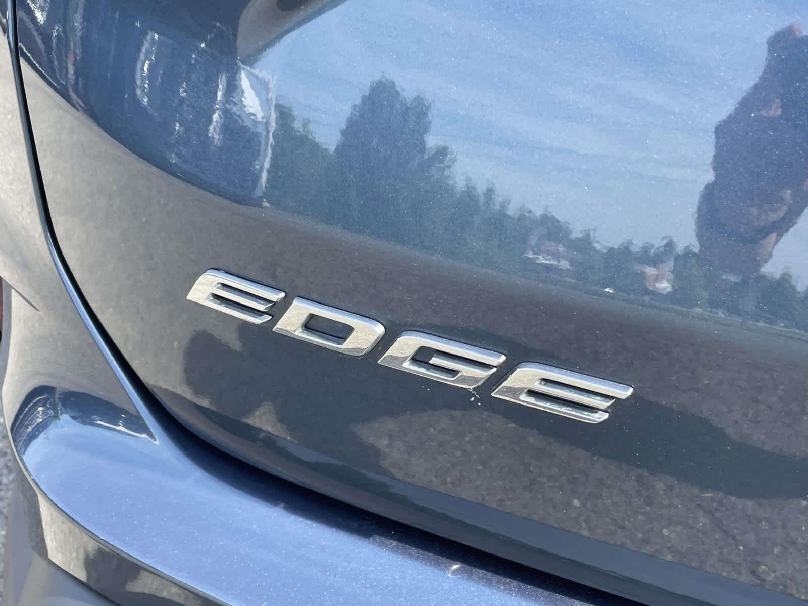 2019 Ford Edge SEL Blue Metallic at Woltz & Wind Ford