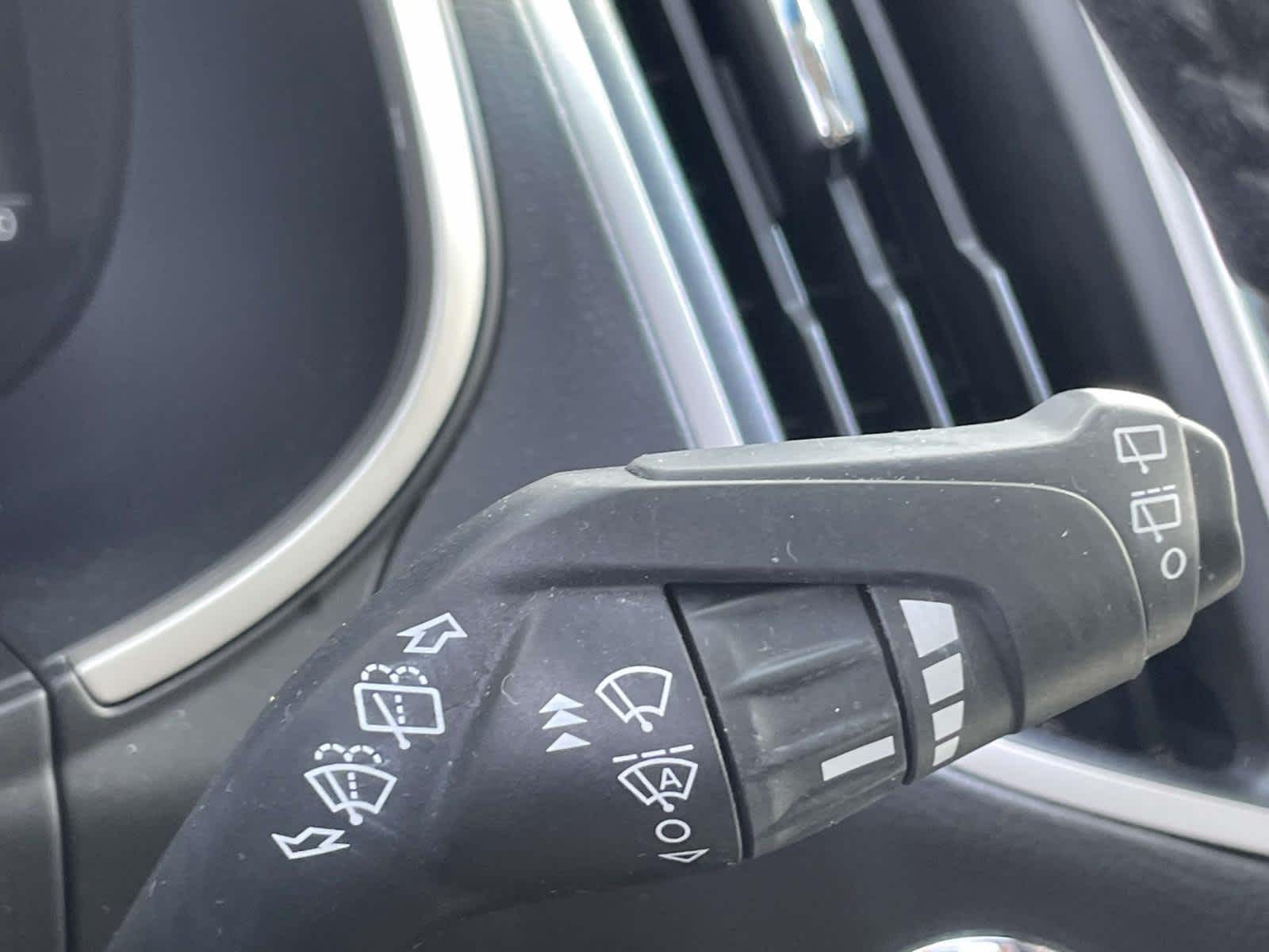 2019 Ford Edge SEL Blue Metallic at Woltz & Wind Ford