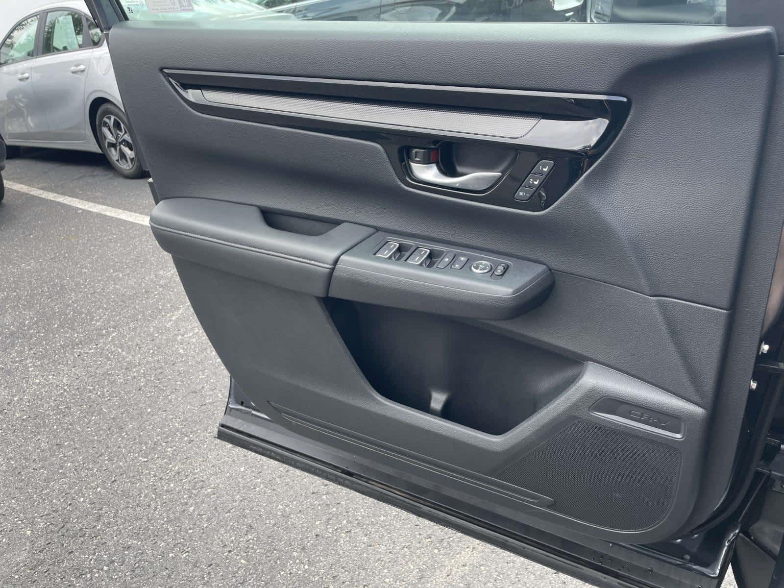 2024 Honda CR-V photo 31 of 39