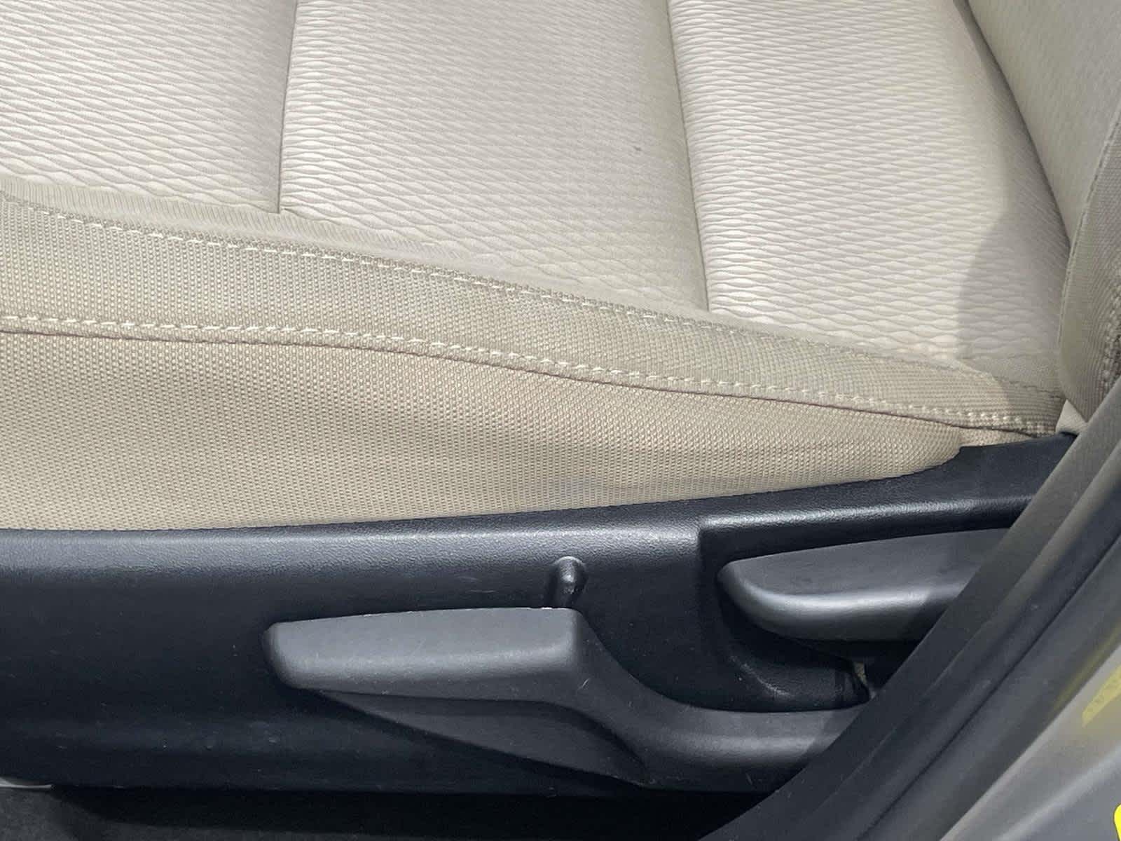 2015 Toyota Corolla LE - 11