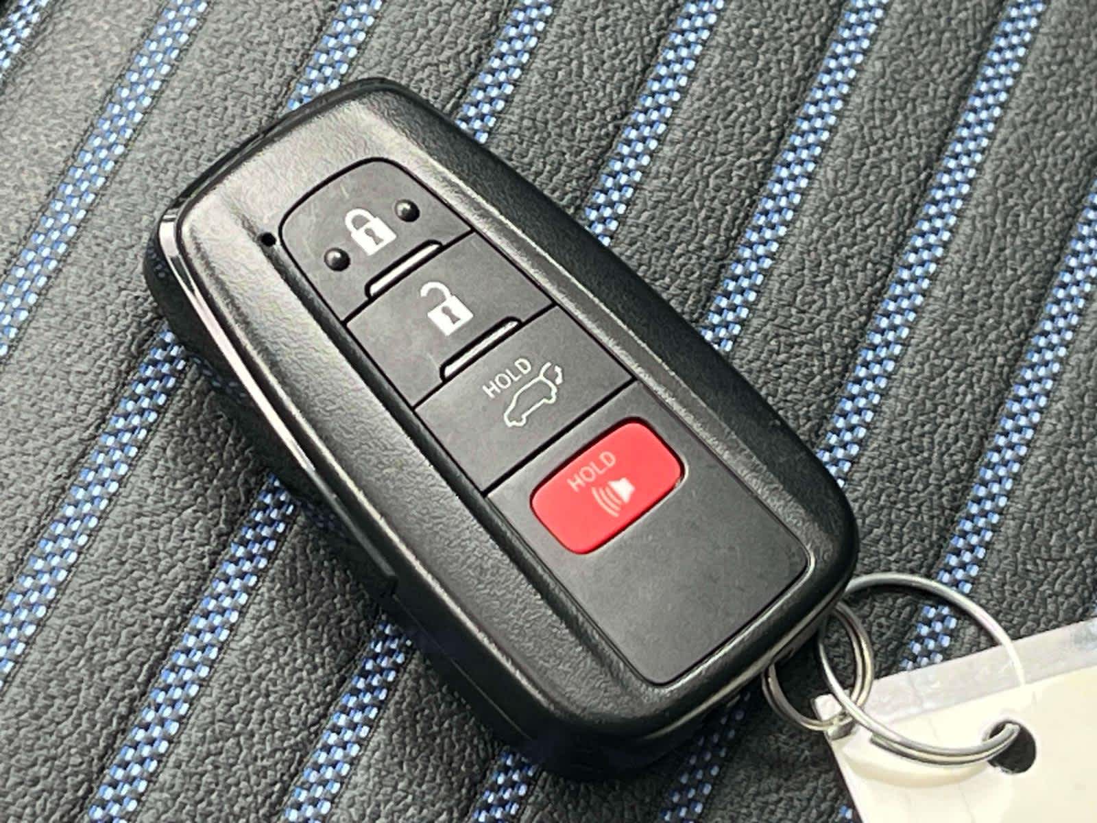2024 Toyota RAV4 Hybrid XSE Silver Sky Metallic/Midnight Black Metallic at Altoona Honda