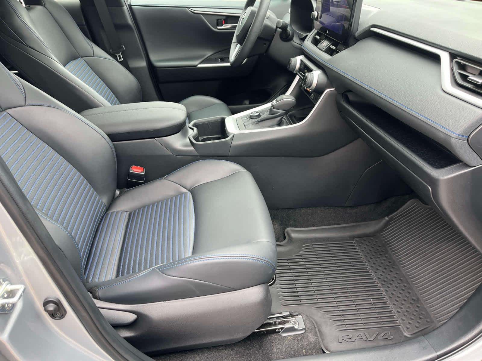 2024 Toyota RAV4 Hybrid XSE Silver Sky Metallic/Midnight Black Metallic at Altoona Honda