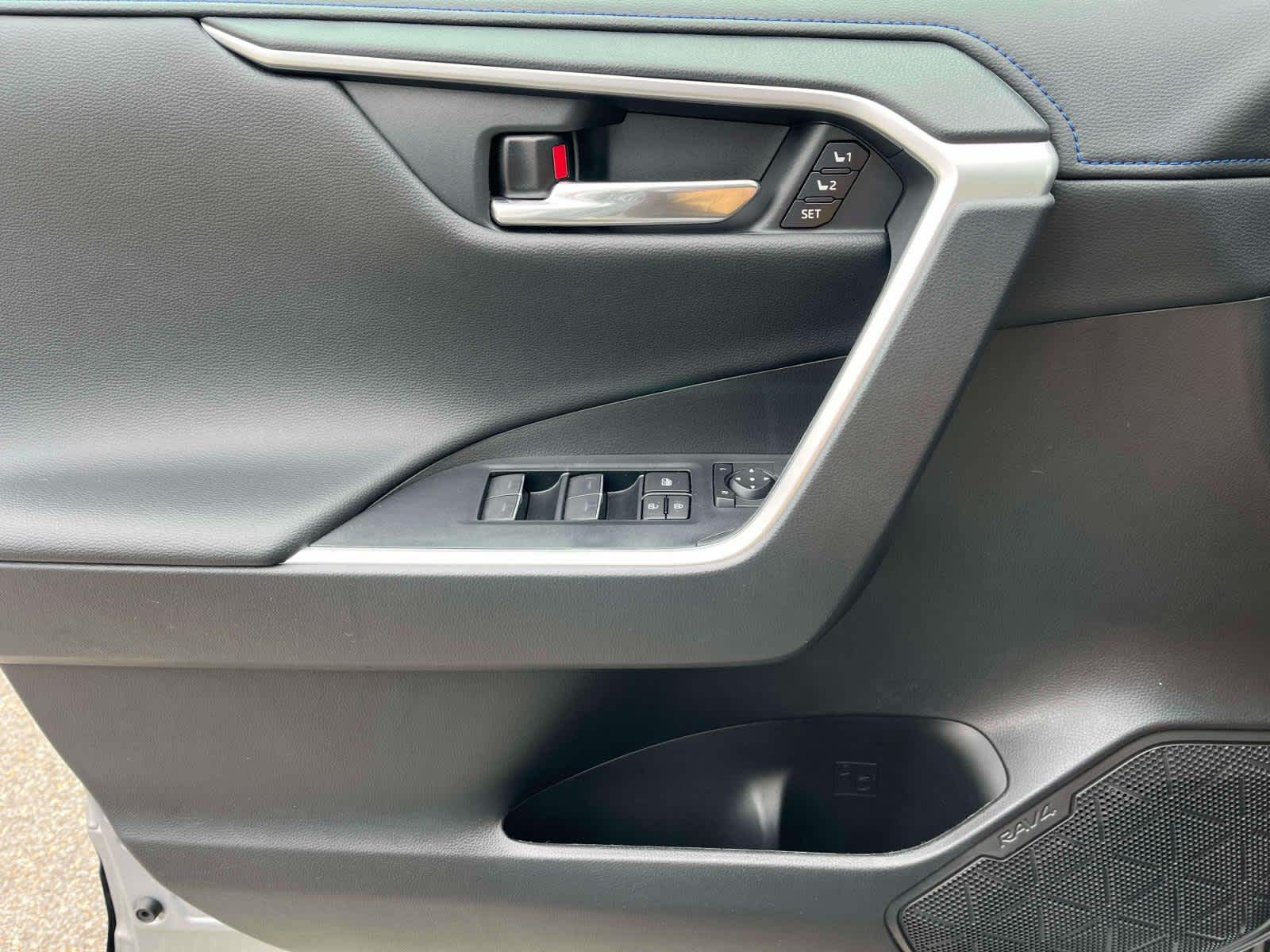 2024 Toyota RAV4 Hybrid XSE Silver Sky Metallic/Midnight Black Metallic at Altoona Honda