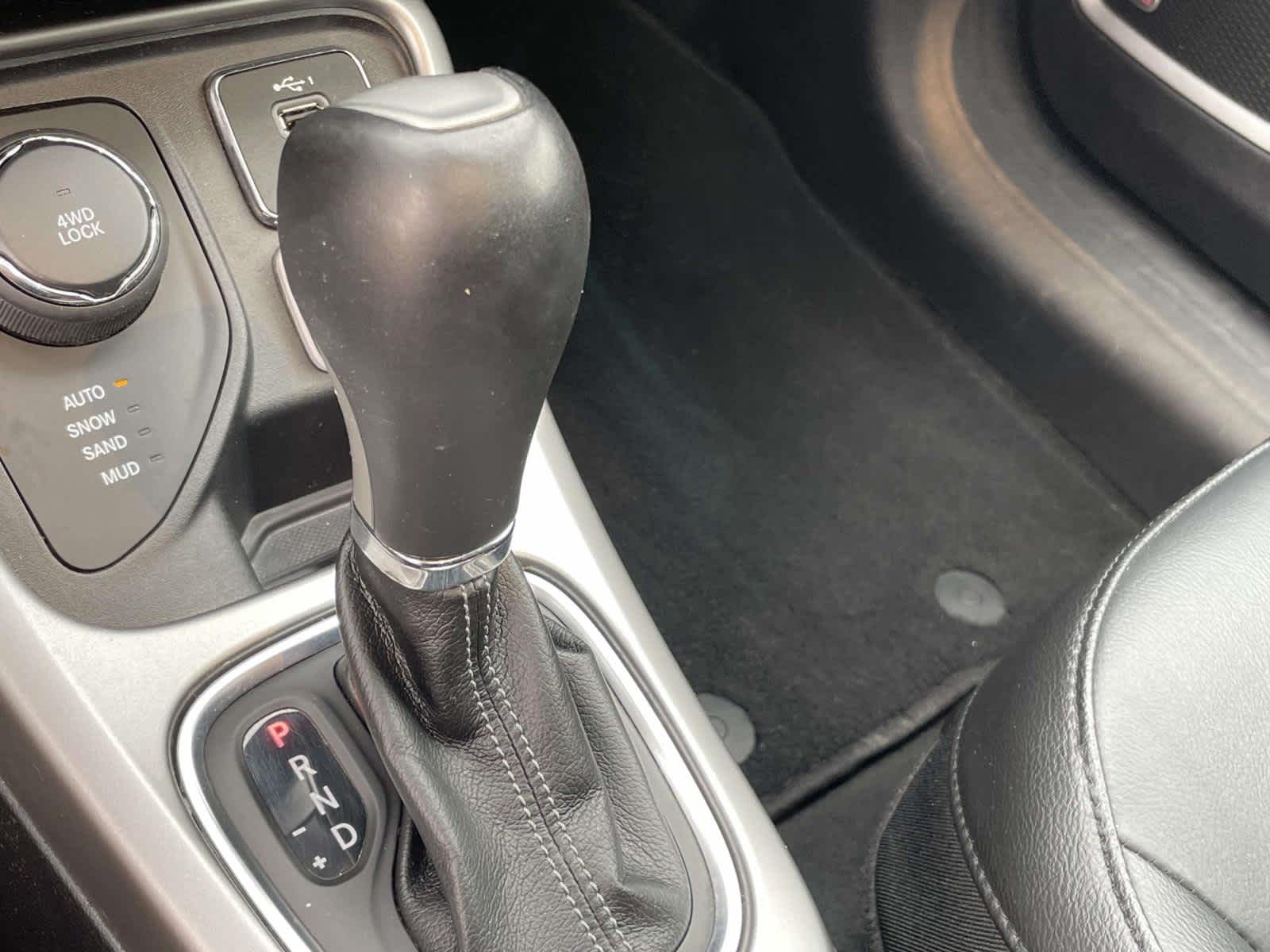 2019 Jeep Compass High Altitude Pearl White Tri-Coat at Three Rivers CJD