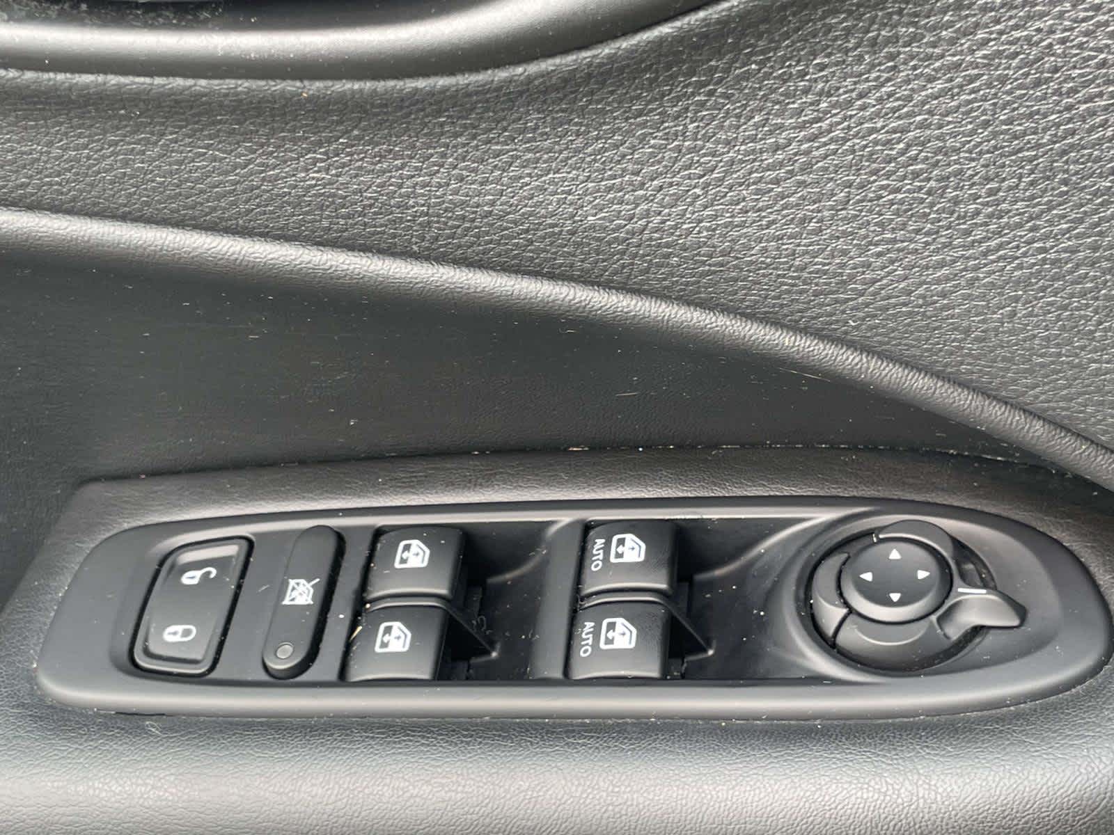 2019 Jeep Compass High Altitude Pearl White Tri-Coat at Three Rivers CJD