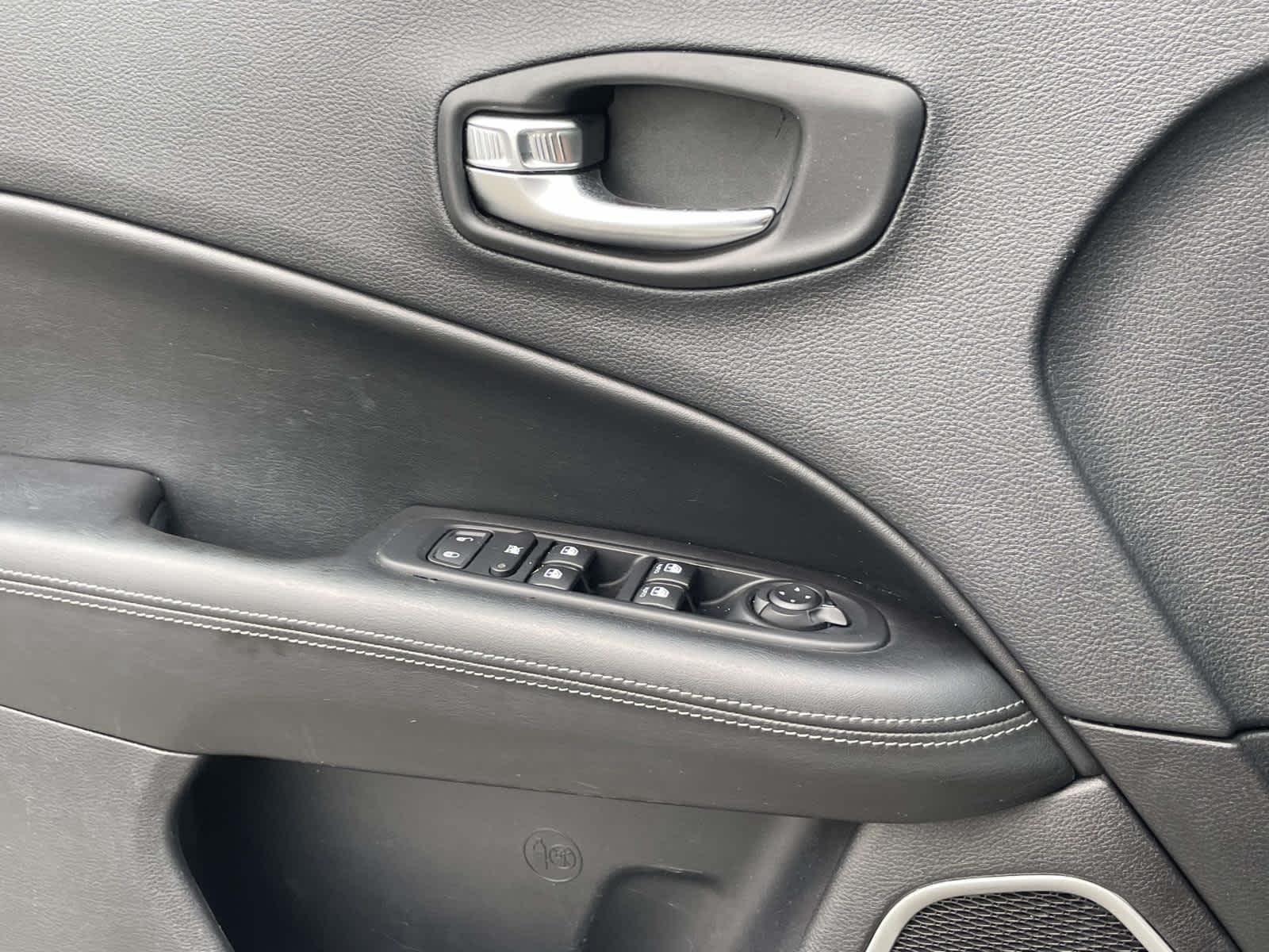 2019 Jeep Compass High Altitude Pearl White Tri-Coat at Three Rivers CJD