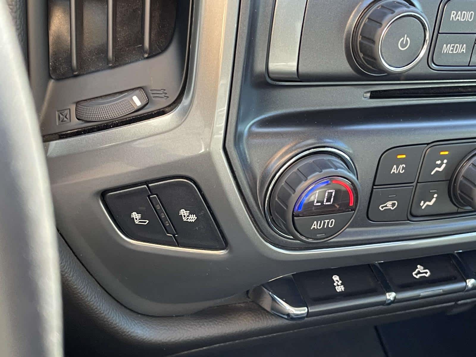 2018 Chevrolet Silverado 1500 photo 20 of 28
