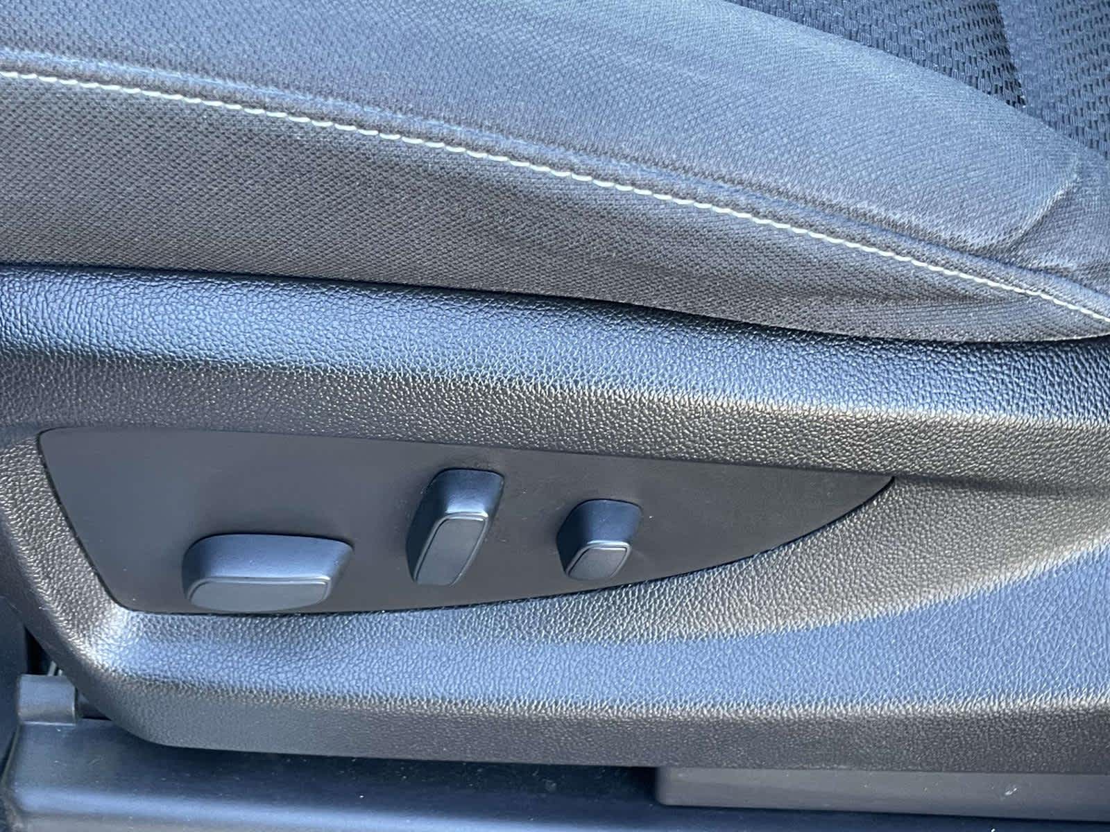 2018 Chevrolet Silverado 1500 photo 15 of 28