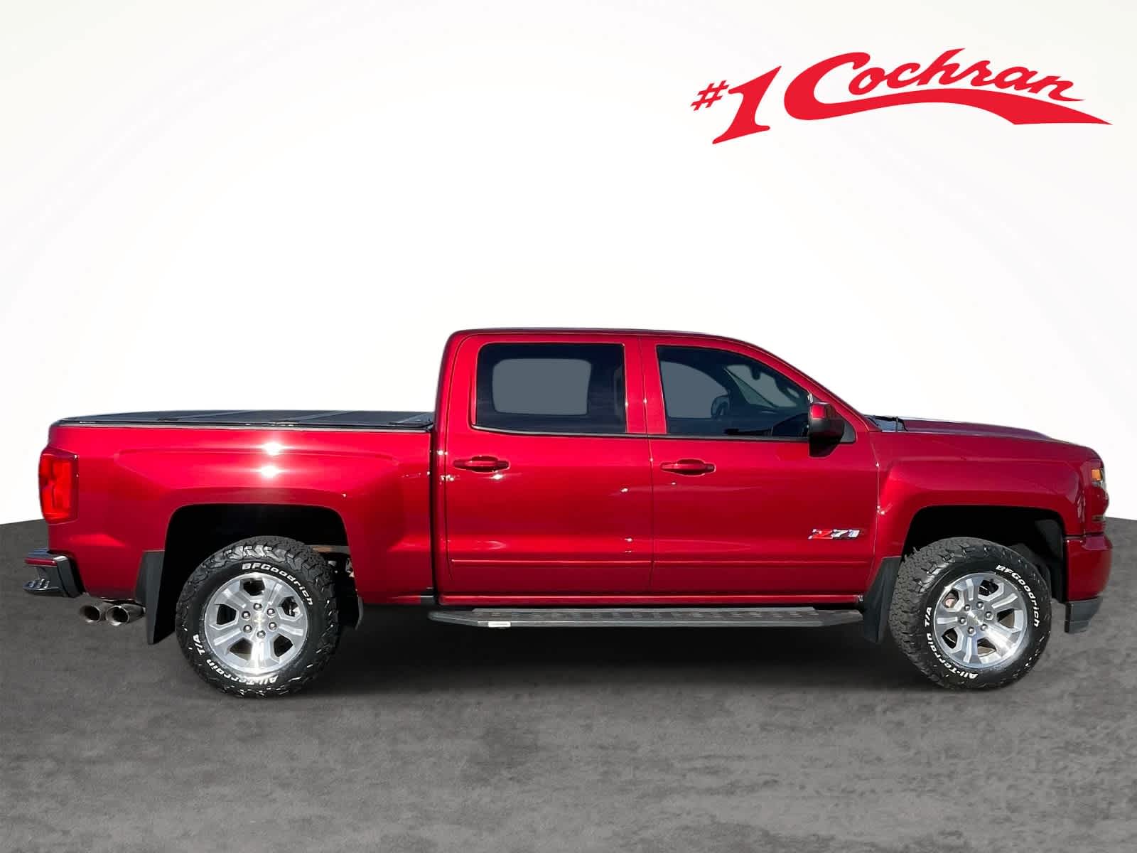 2018 Chevrolet Silverado 1500 photo 2 of 28