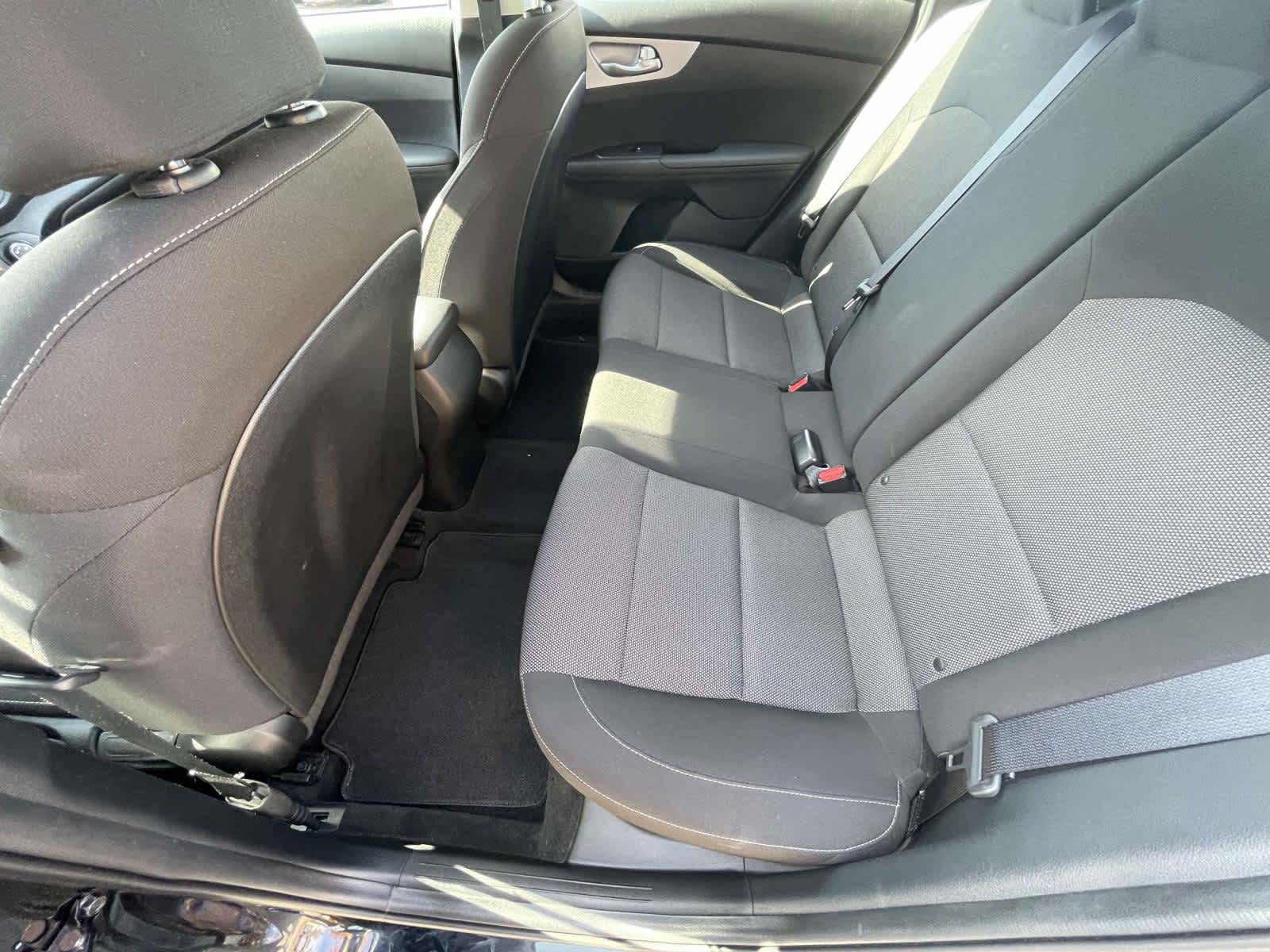 2023 Kia Forte photo 17 of 33